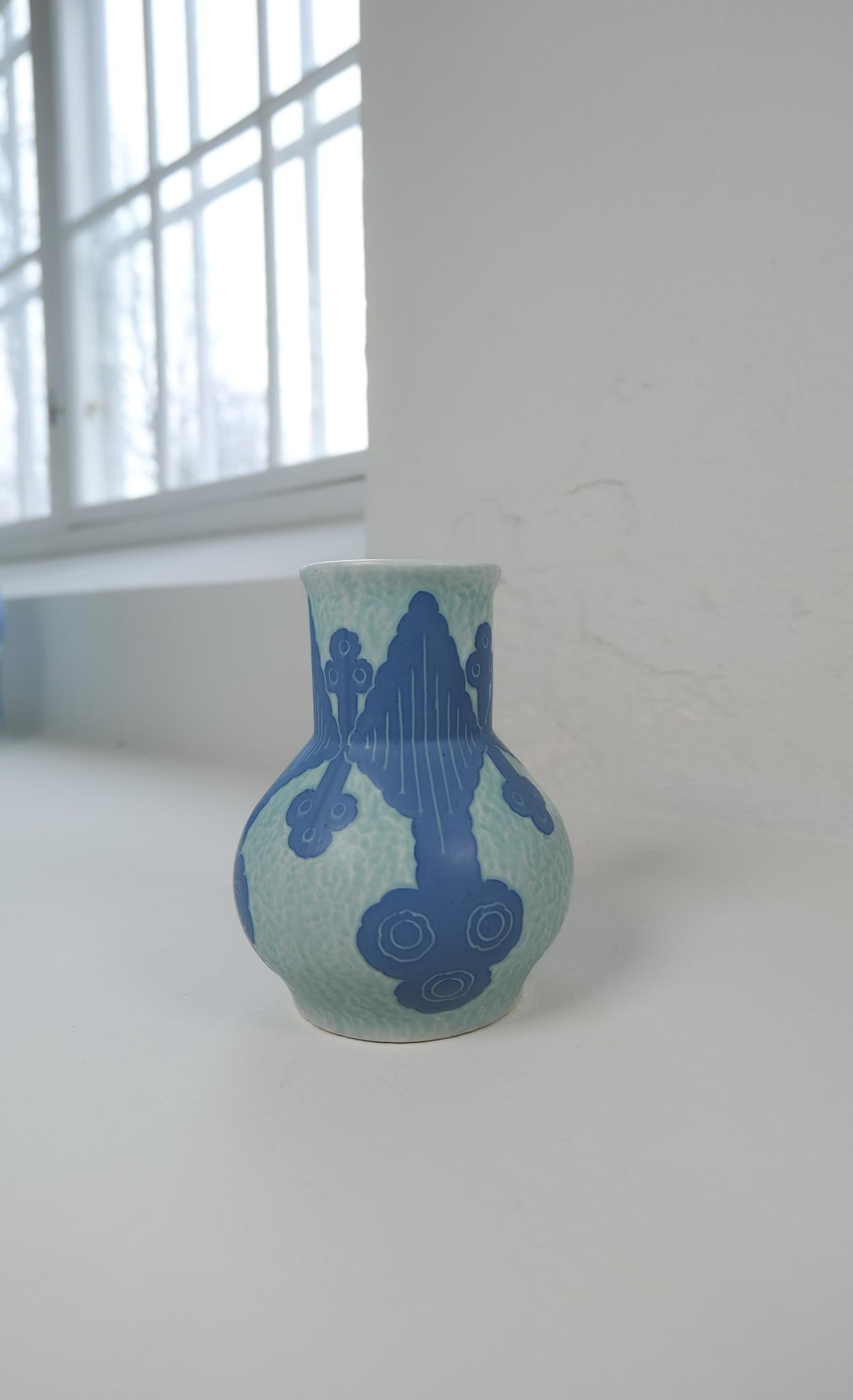 Gustavsberg, Sgraffito-Vase im Art déco-Stil, Josef Ekberg, Schweden 1922 (Keramik) im Angebot