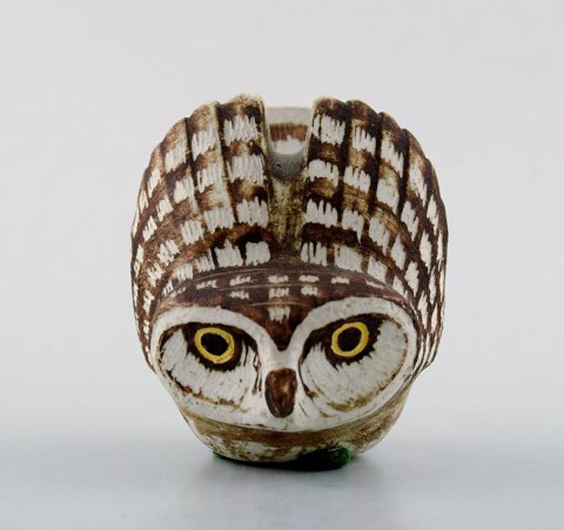 Gustavsberg studio hand, Edward Lindahl, 3 owls in ceramics.
Measures: 6.5 cm. x 6 cm. (largest)
In perfect condition.
Marked.