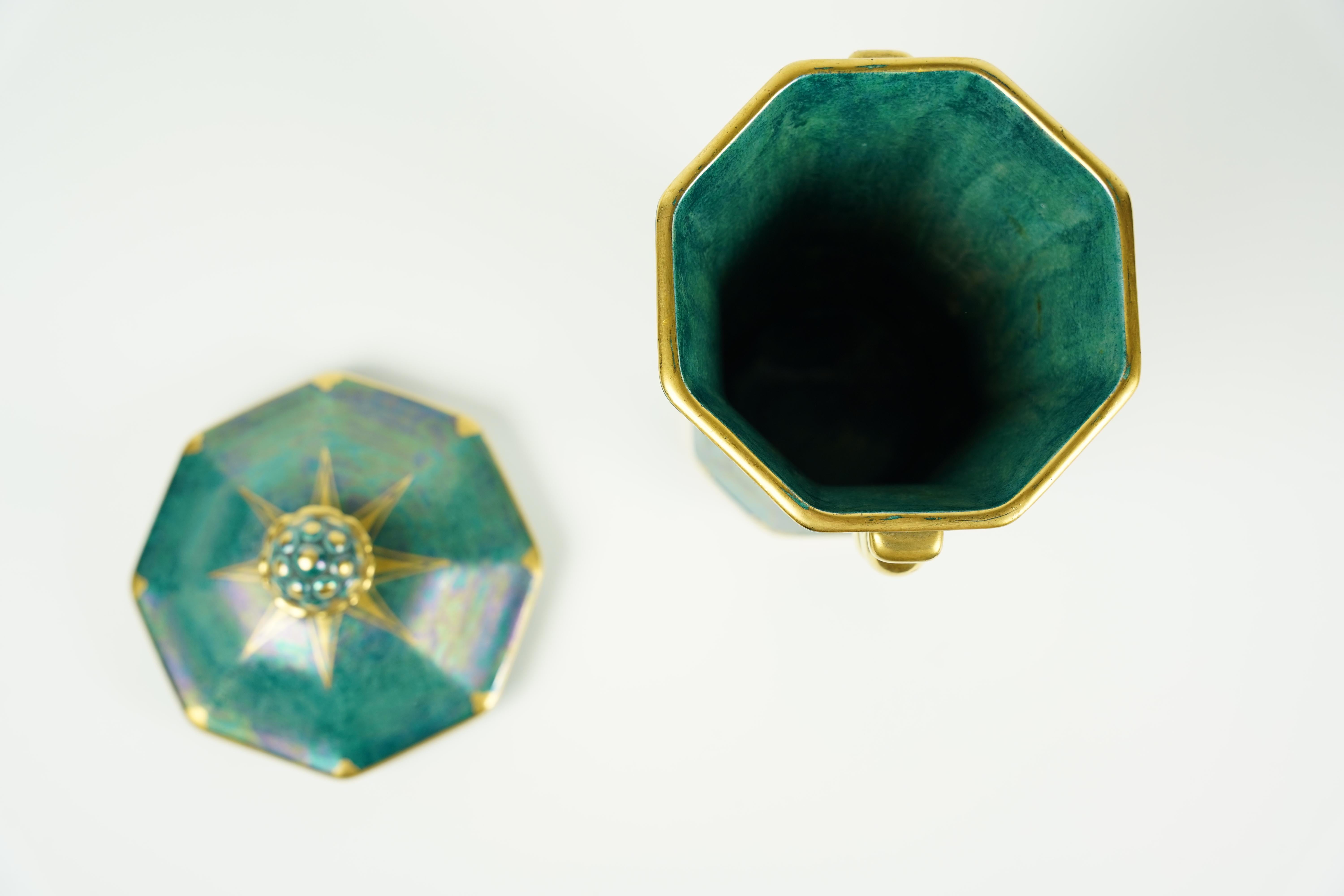 Ceramica Urna Gustavsberg con coperchio di Josef Ekberg, Svezia 1930 in vendita