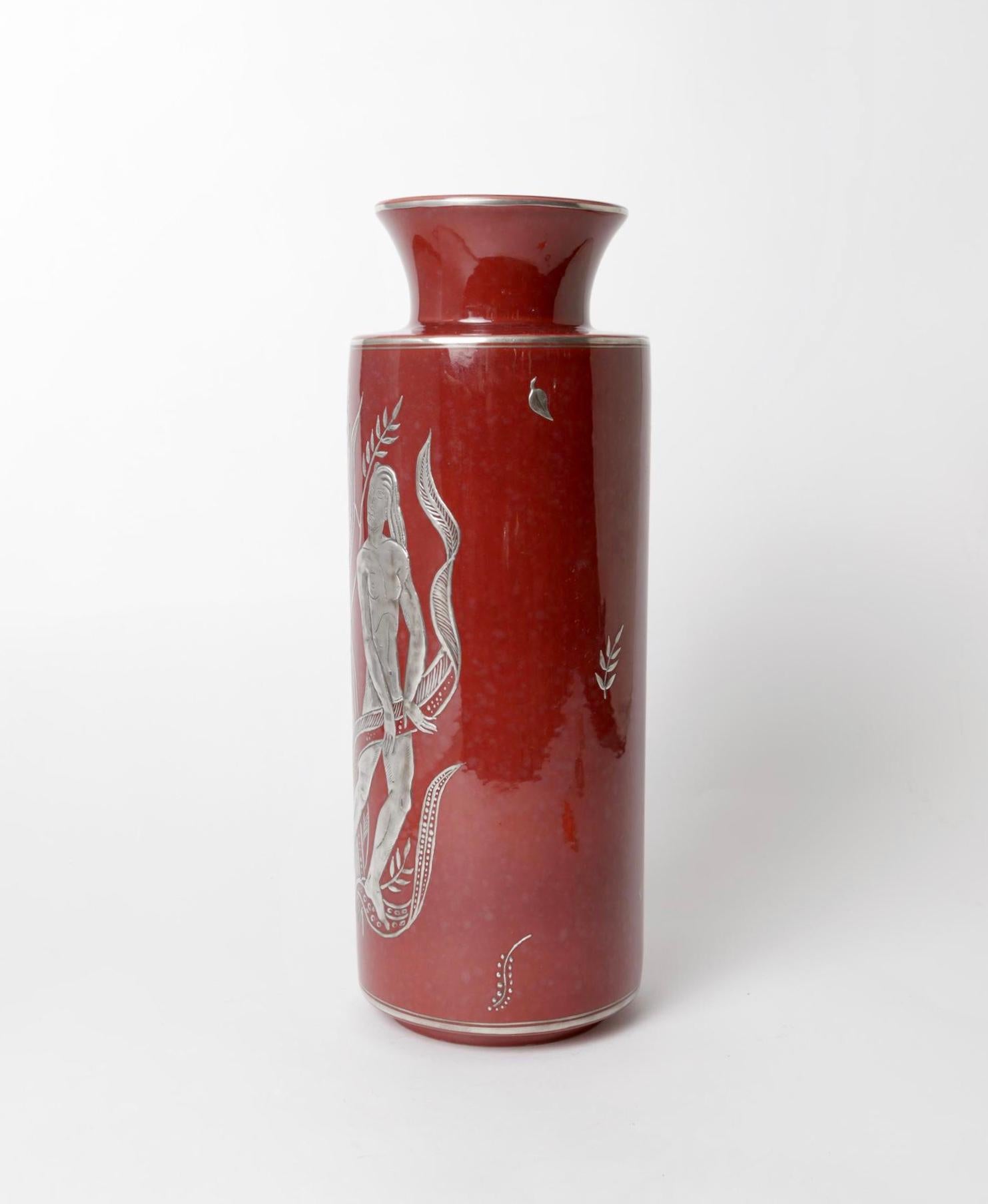 Rare large red glassed Argenta serie vase by Wilhelm Kåge for Gustavsberg. The piece is fully marked.
  