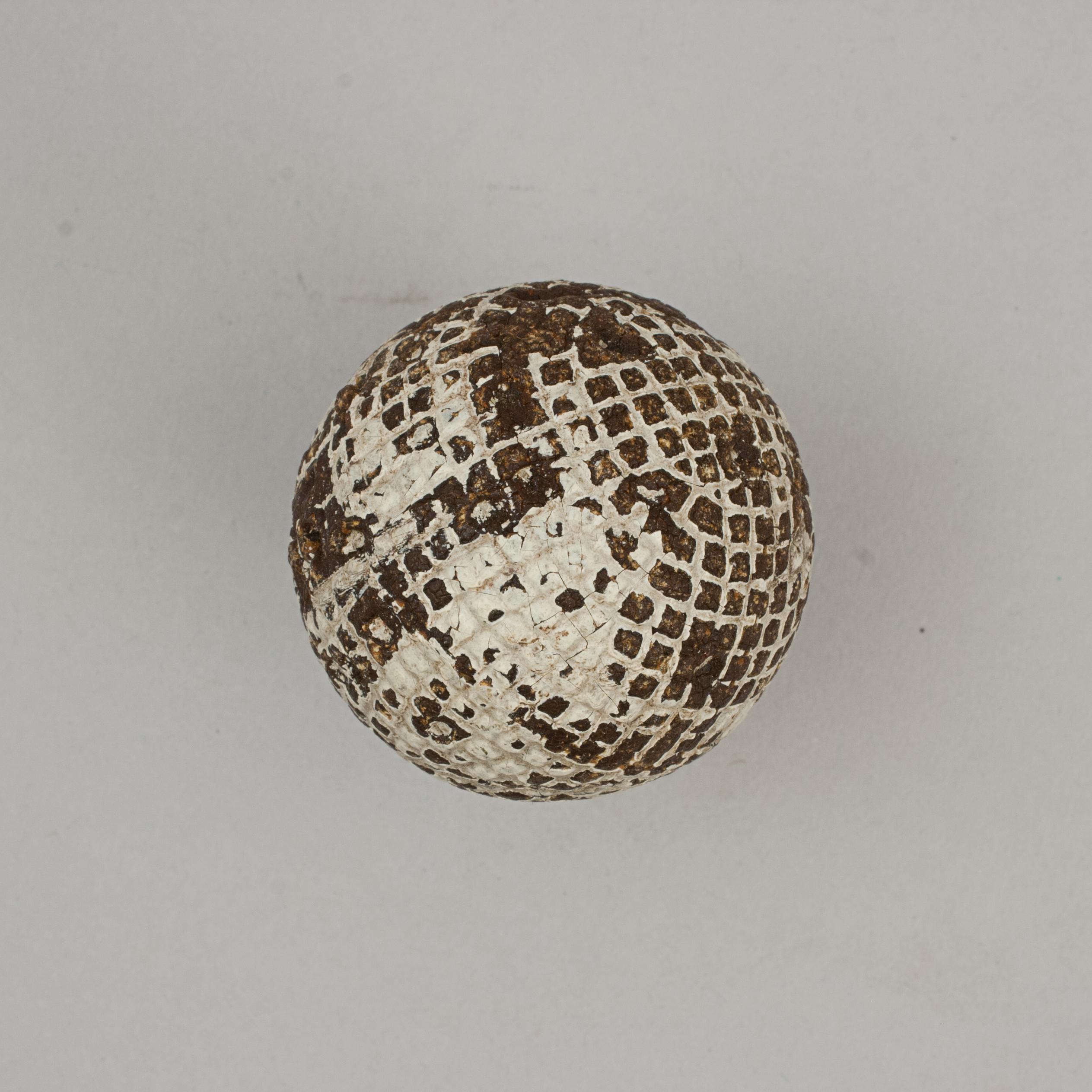 Gutta Percha, Golfball mit Mesh-Muster (Sonstiges) im Angebot