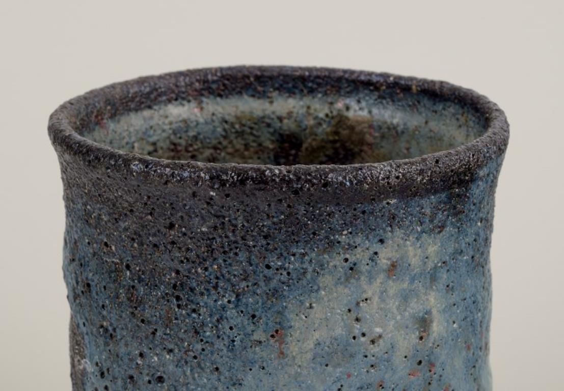 Gutte Eriksen, Denmark. Vase in ceramic, raku technique, flowing lava glaze In Excellent Condition For Sale In Copenhagen, DK