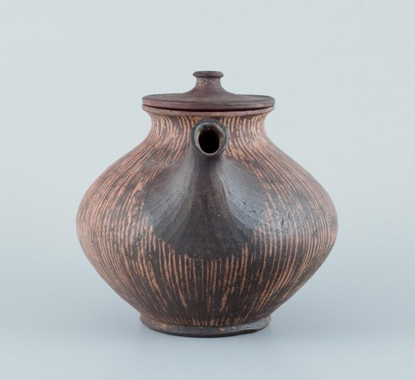 Gutte Eriksen, own studio, Denmark. Unique ceramic teapot. Raku-fire technique In Excellent Condition For Sale In Copenhagen, DK
