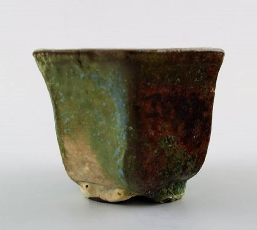 Danish ceramist, ceramic bowl.
Measures: 9 x 6 cm.
In perfect condition.
Signed.