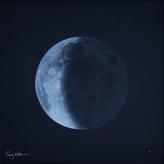 La croissant de lune ondulée de Guy Allen. Impression à partir d'une eau-forte à l'acide avec cadre en bois 