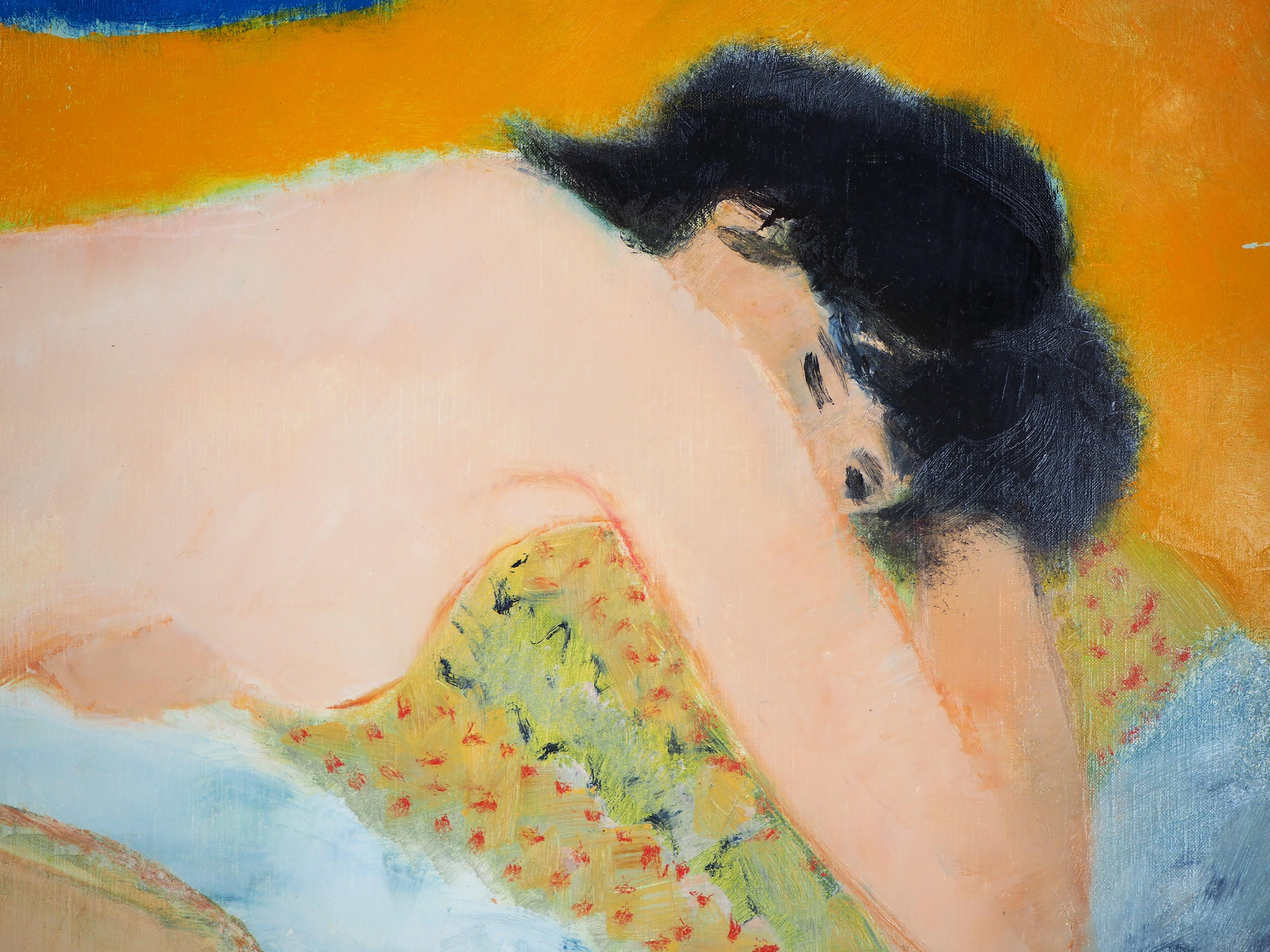Guy Bardone
Interior : Nude Asleep on a Yellow Pillow

Original Oil on Canvas
Handsigned
On canvas 60 x 81 cm (c. 24 x 32 inch)

Excellent condition