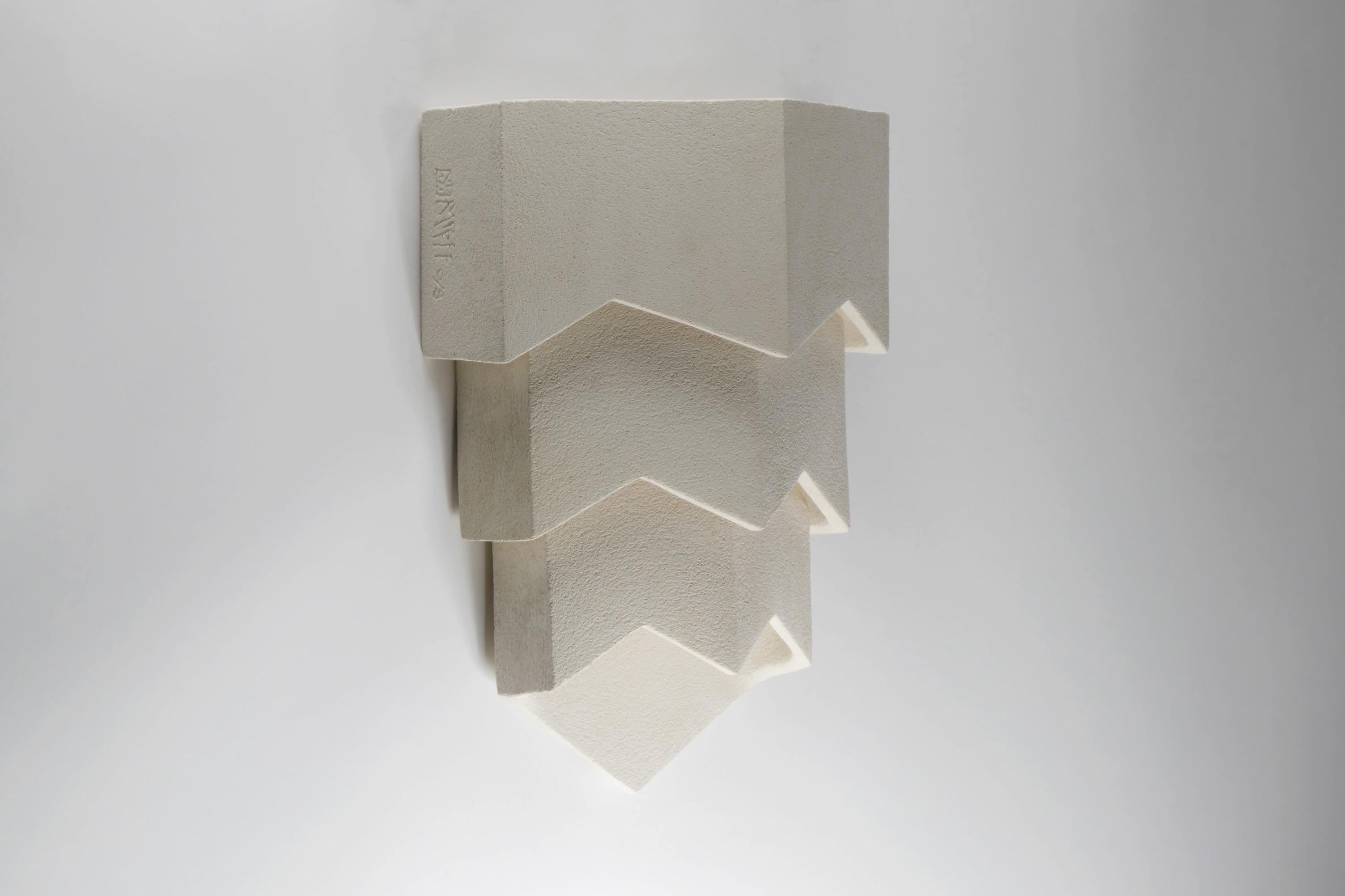 Guy Bareff, Chevron, Aplique de cerámica contemporáneo, Francia, 2025 Francés en venta