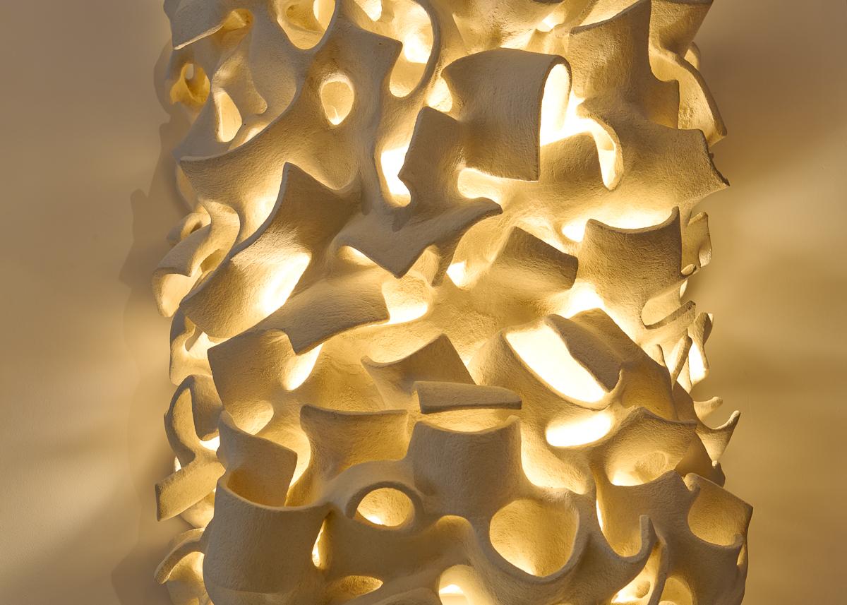 XXI secolo e contemporaneo Guy Bareff, Comme un Mystère, Abstract Ceramic Sconce, France, 2025 in vendita