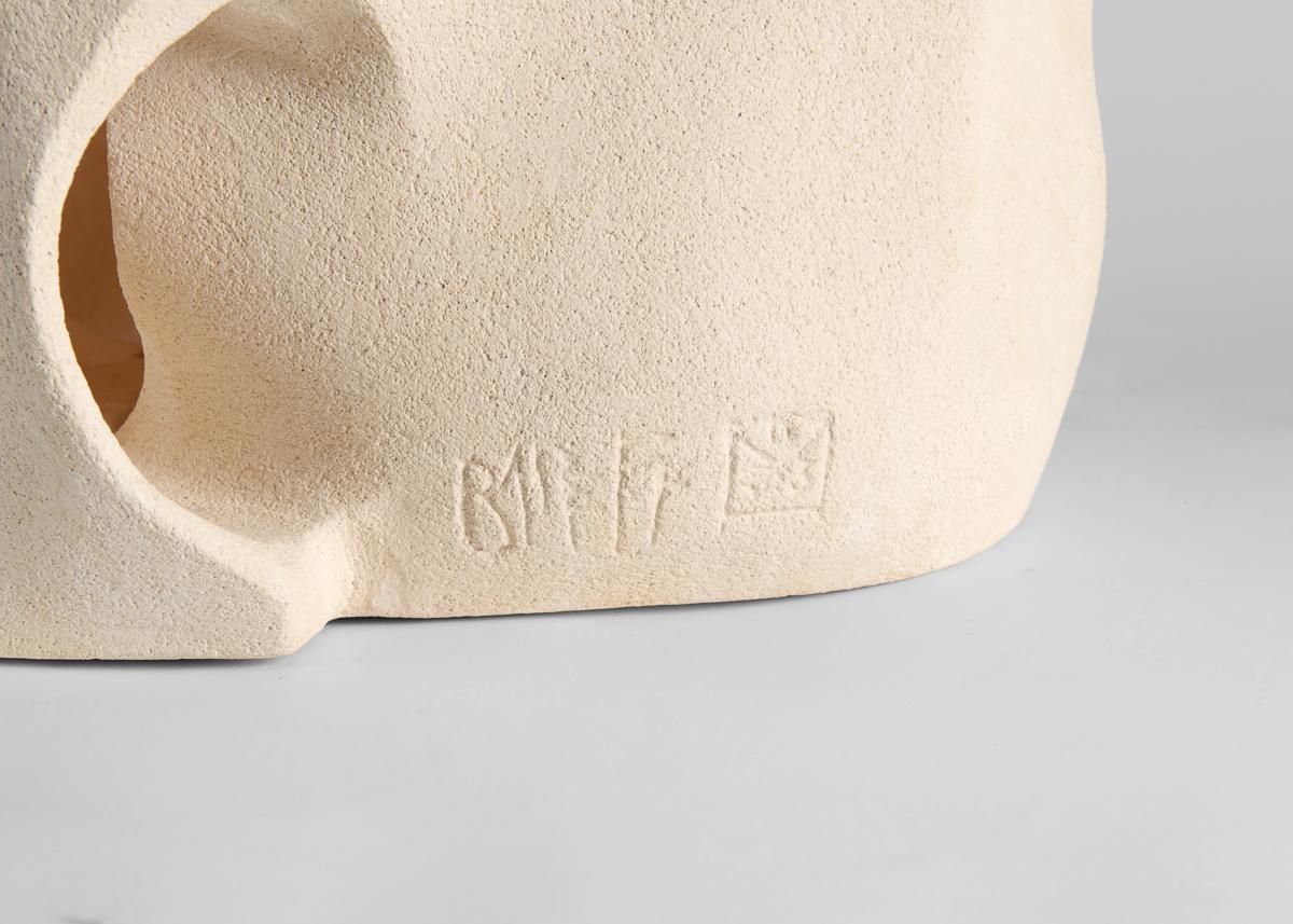 Guy Bareff, Contemporary Illuminated Stoneware Sculpture, France, 2023 In Good Condition For Sale In New York, NY
