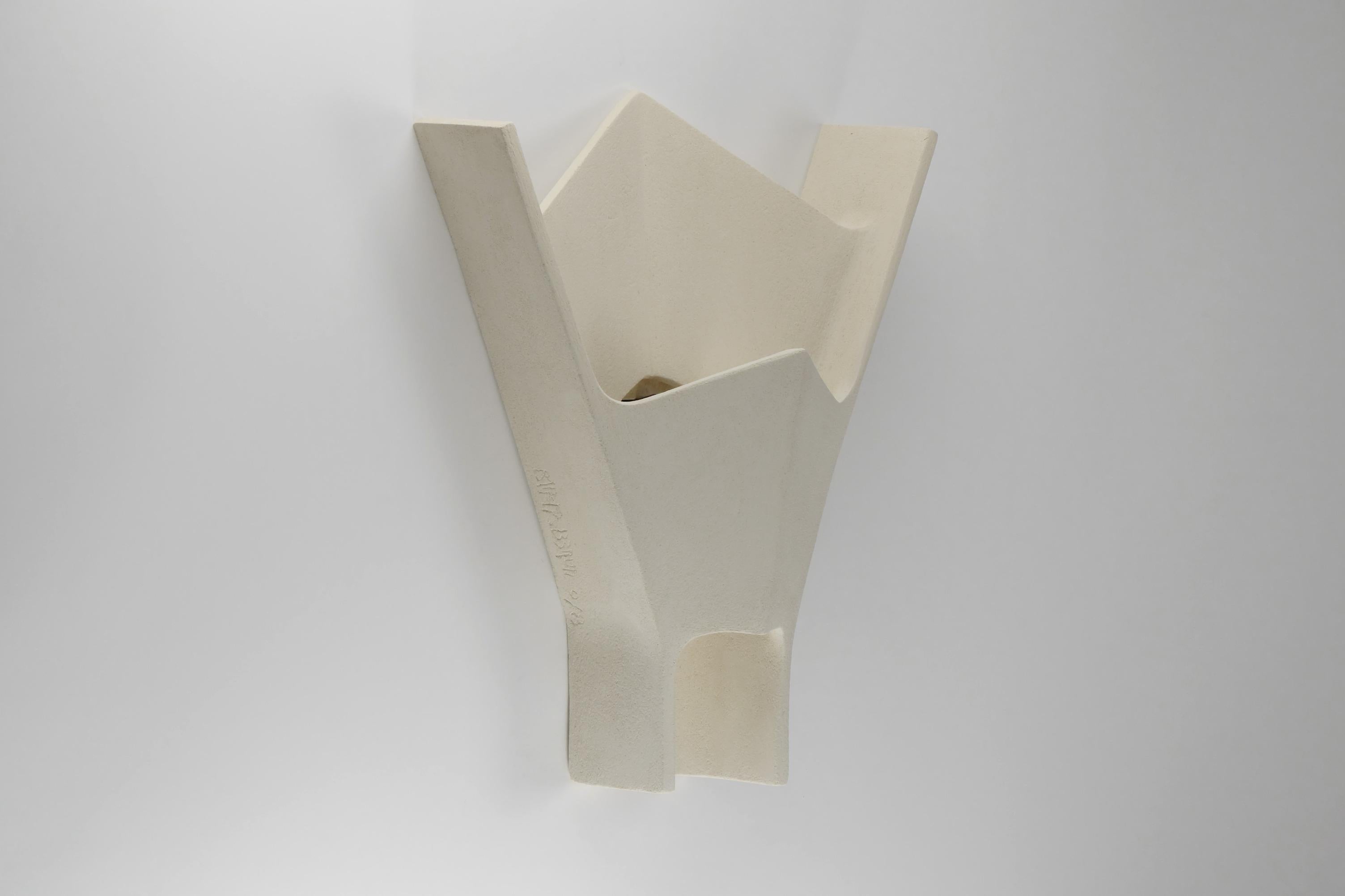 Guy Bareff, Masque, Aplique de cerámica contemporáneo, Francia, 2025 Francés en venta