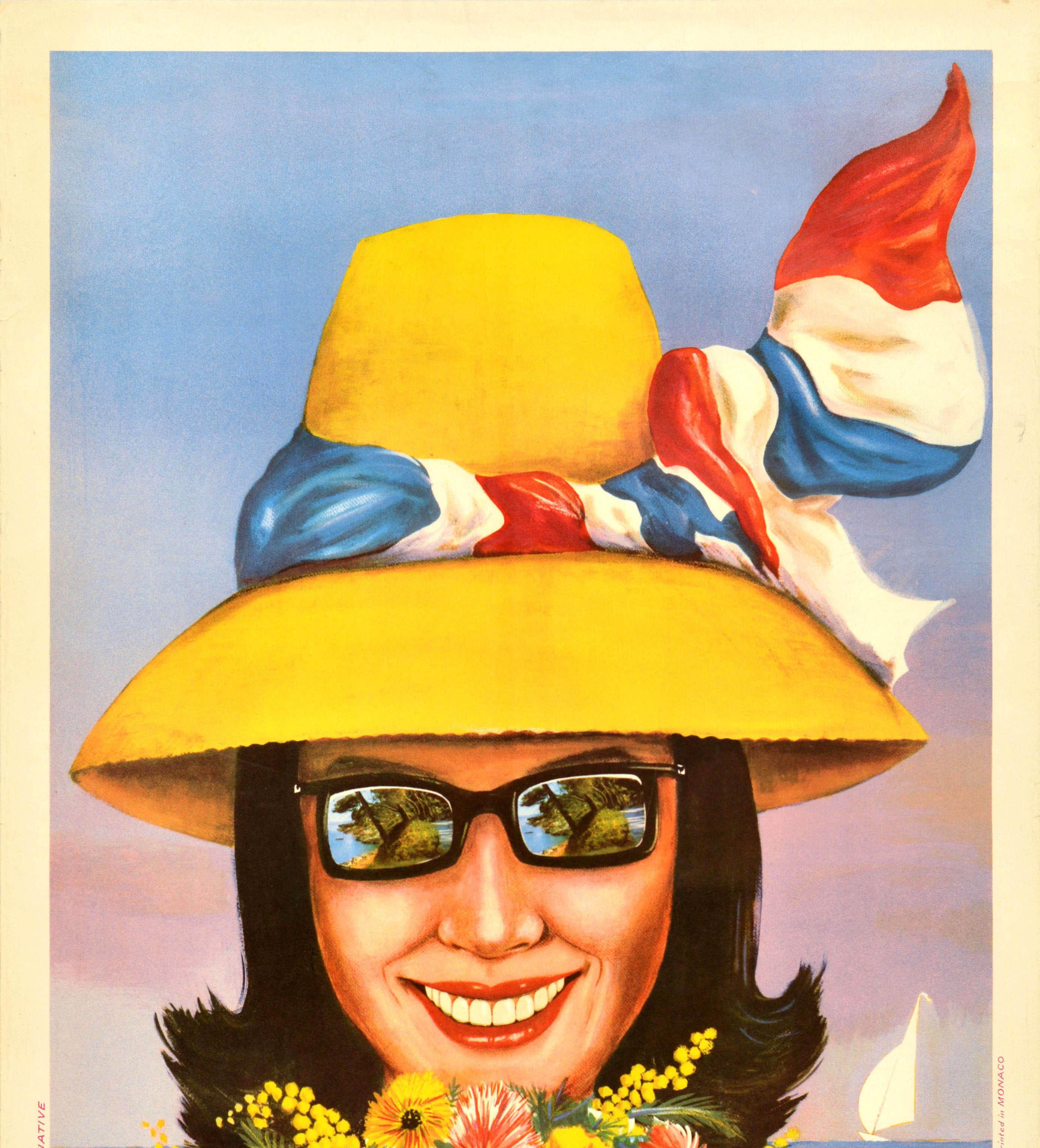 Affiche de voyage originale Roquebrune Cap Martin Riviera Côte d'Azur France - Beige Print par Guy Cambier
