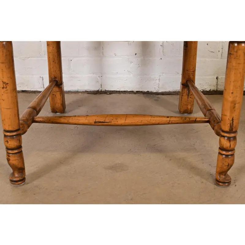 Guy Chaddock English Country Rustic Carved Maple Ladder Back Armchairs, Pair in vendita 3