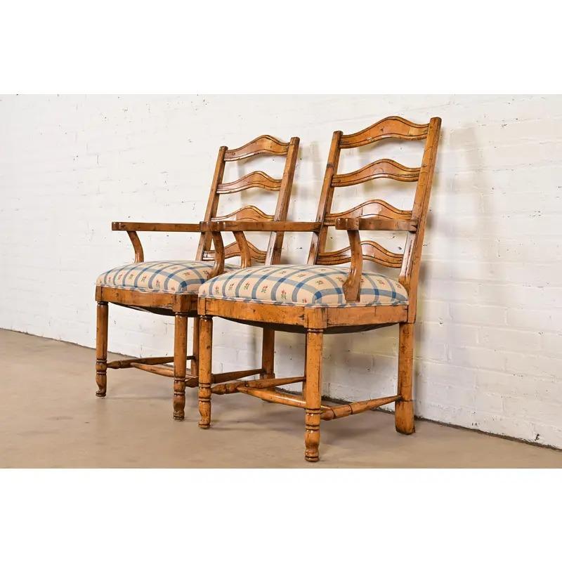 Americano Guy Chaddock English Country Rustic Carved Maple Ladder Back Armchairs, Pair in vendita