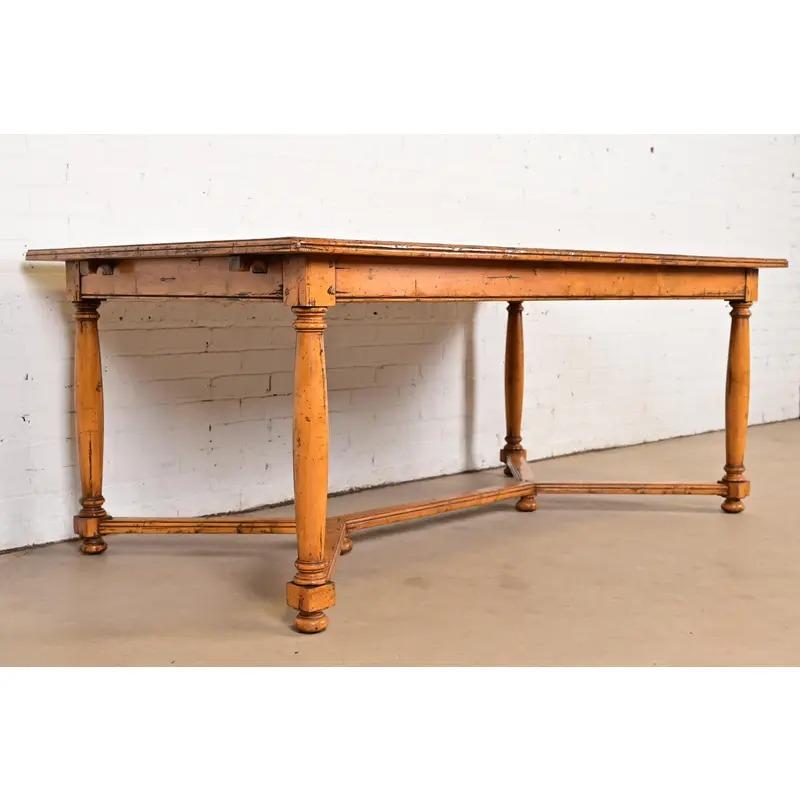 20ième siècle Guy Chaddock English Country Rustic Oak Harvest Farm Extension Dining Table en vente