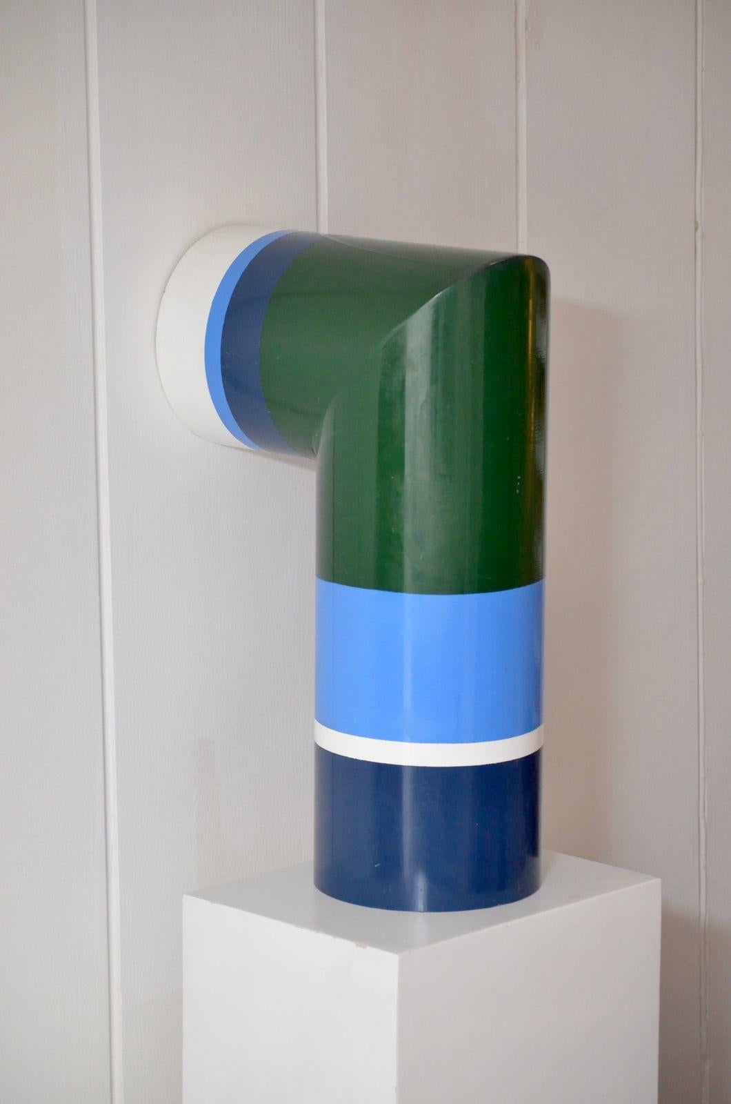 Guy de Rougemont
Sans titre. PVC laqué, pièce unique.
France 1970
L. 56 cm, L. 34 cm, P. 20 cm