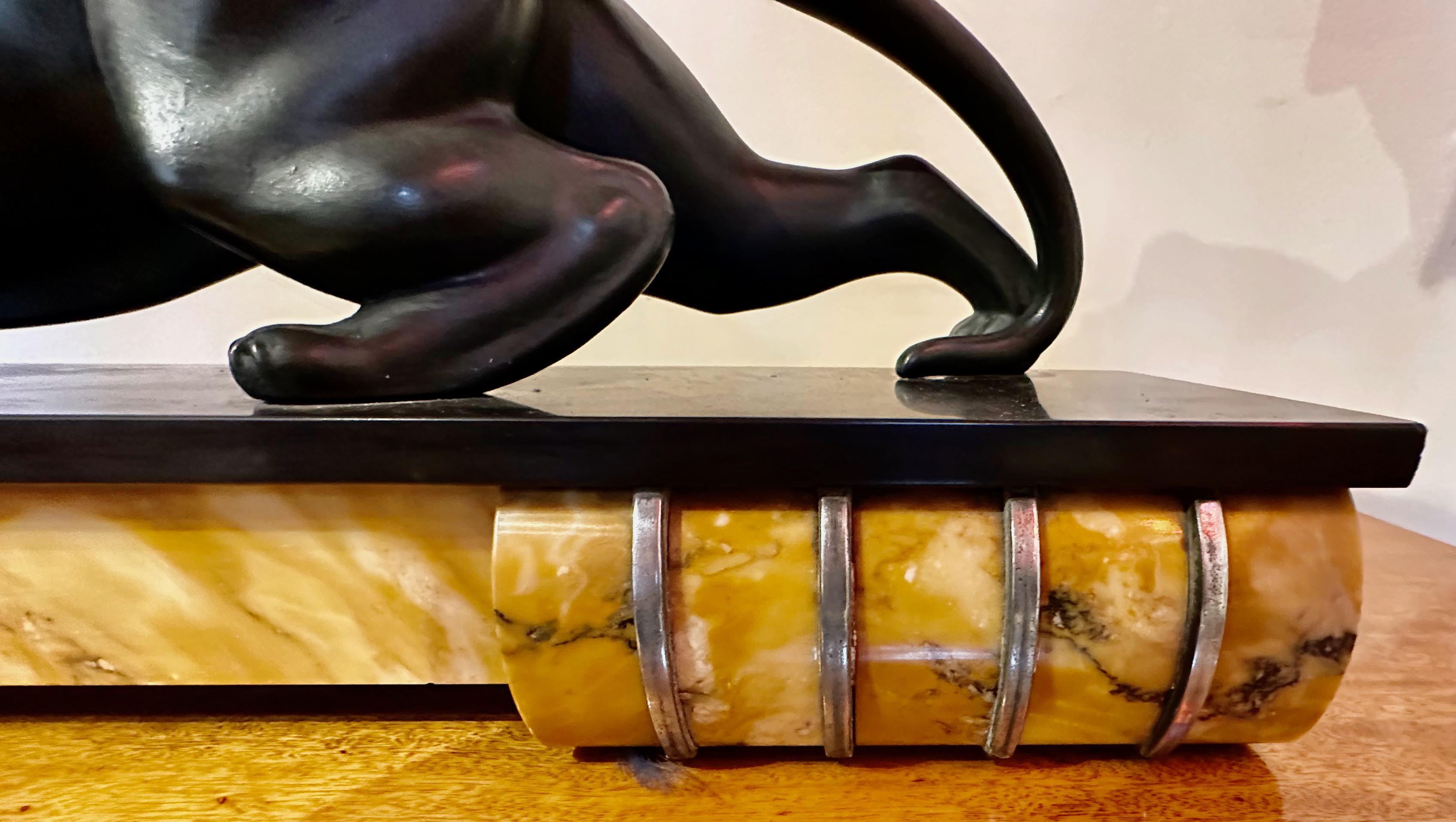 Sculpture de panthère Art déco par Guy Debe French en vente 8