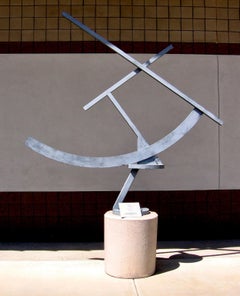 Scram, large abstract sculpture, outdoor, indoor, grey patina, steel, unique