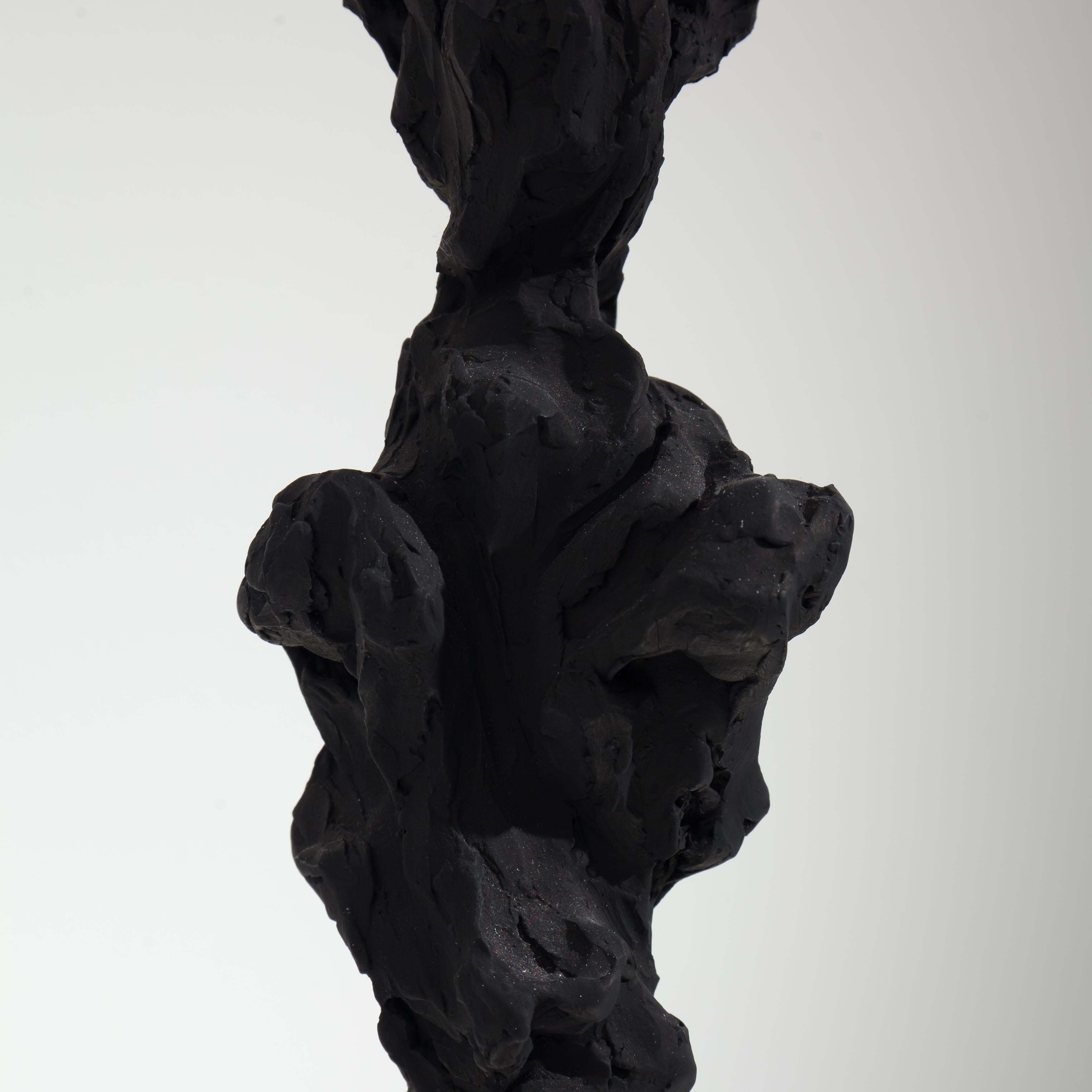 Totem noir no. 5 - Contemporain, bronze peint et pierre de Portland - Noir Abstract Sculpture par Guy Haddon Grant