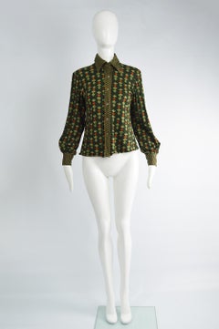 Guy Laroche 1970s Green Italian Wool Knit Vintage Dagger Collar Blouse