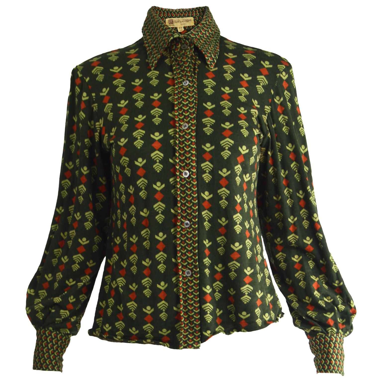 Guy Laroche 1970s Green Italian Wool Knit Vintage Dagger Collar Blouse