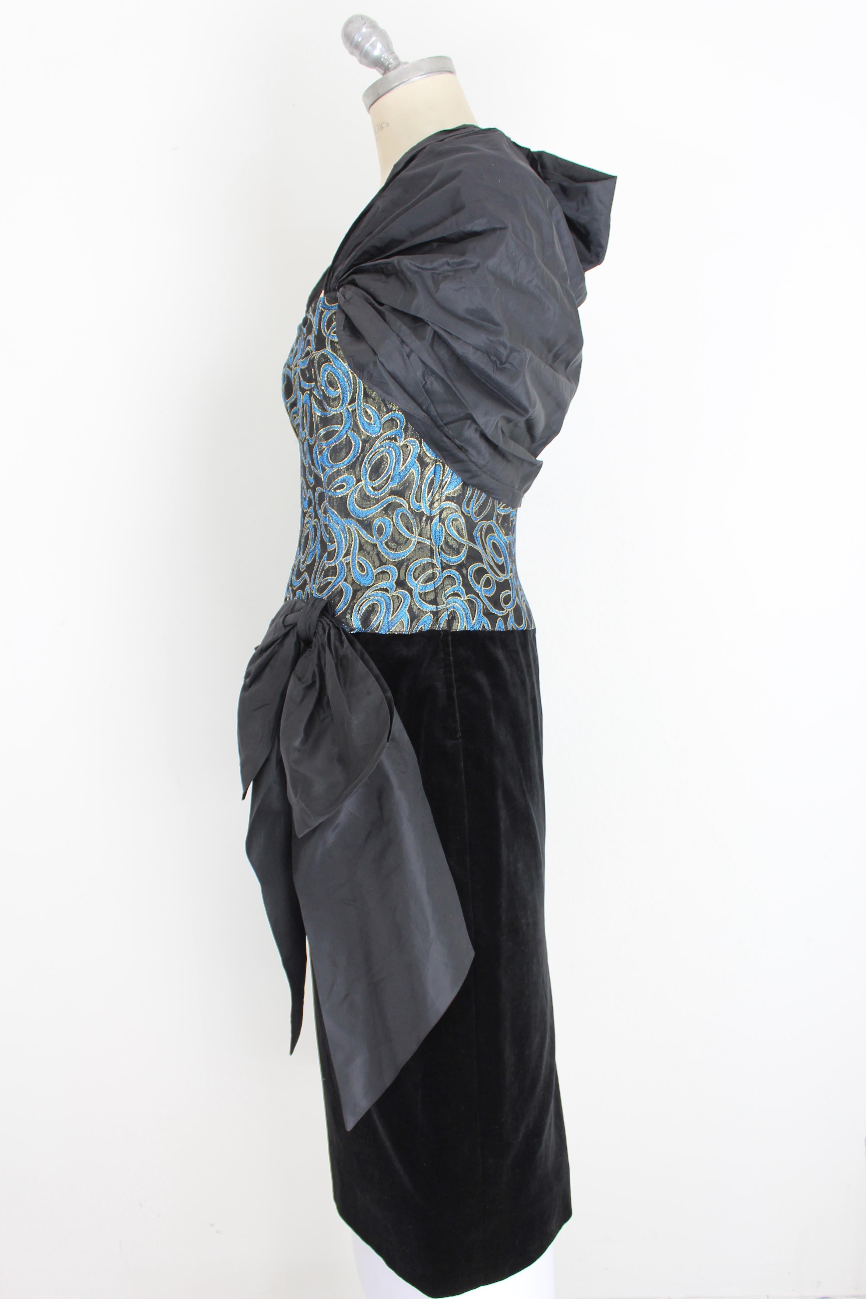 Guy Laroche - Robe de soirée en velours bleu doré et noir, années 70 Pour femmes en vente