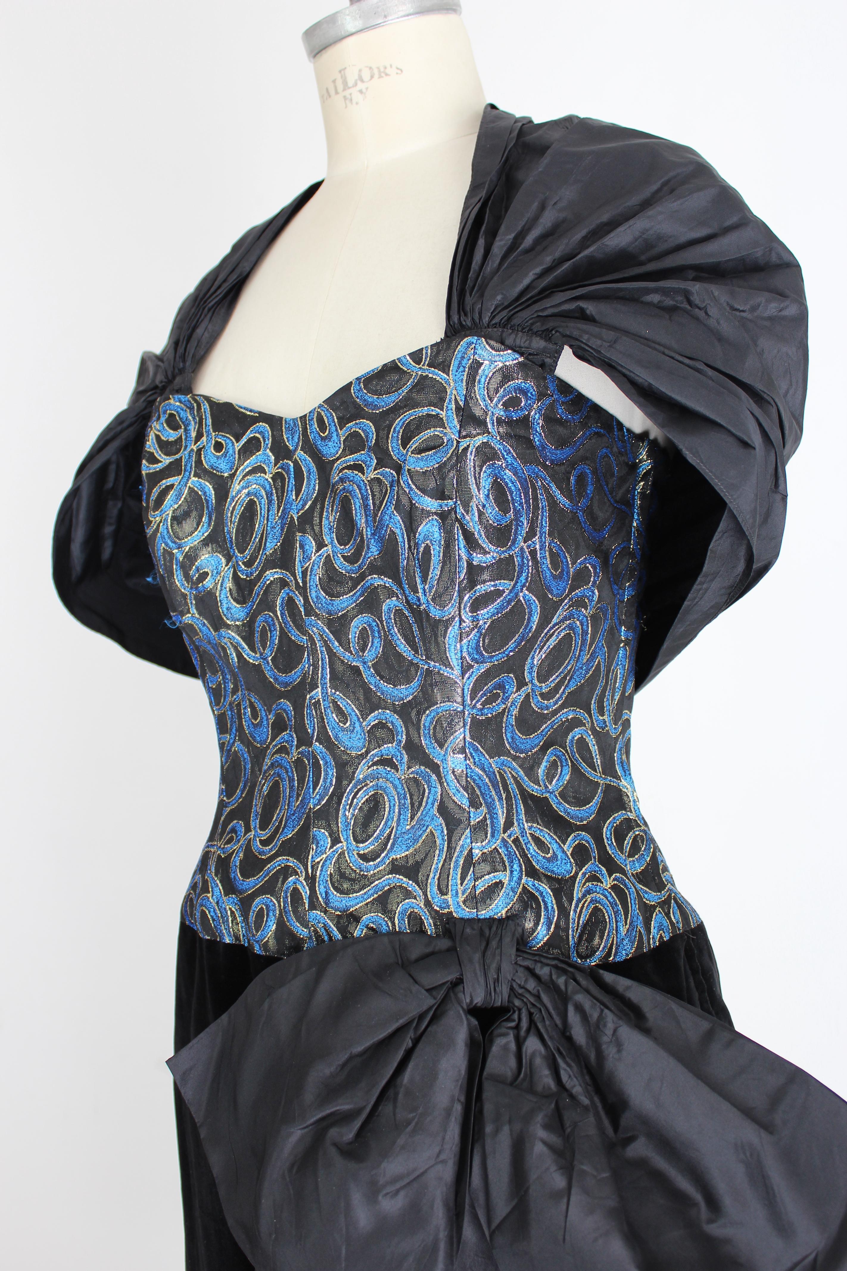 Guy Laroche 70s Blue Gold Black Velvet Evening Dress In Excellent Condition For Sale In Brindisi, Bt