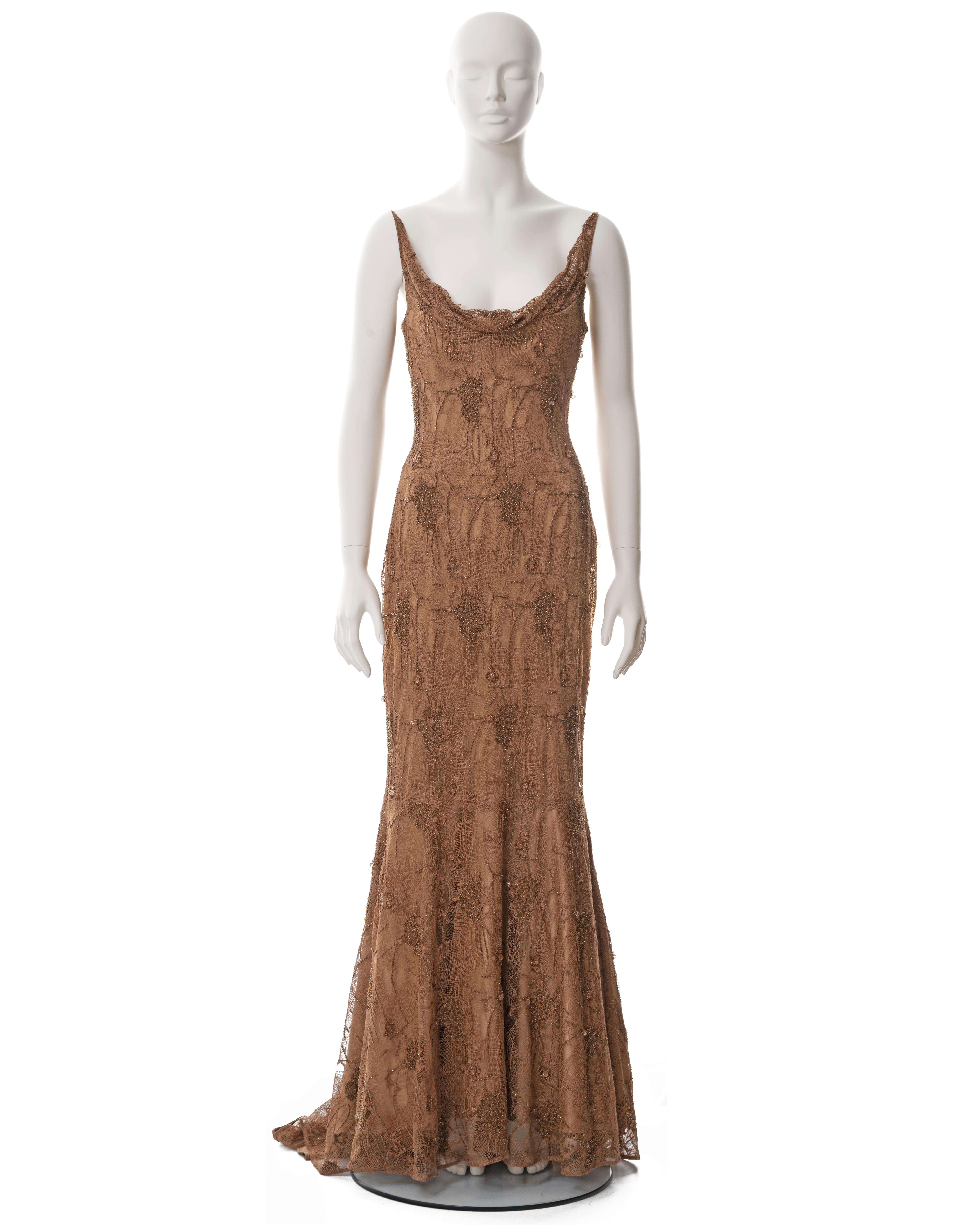 Guy Laroche copper beaded lace evening dress with shawl, fw 2002 In Excellent Condition For Sale In London, GB