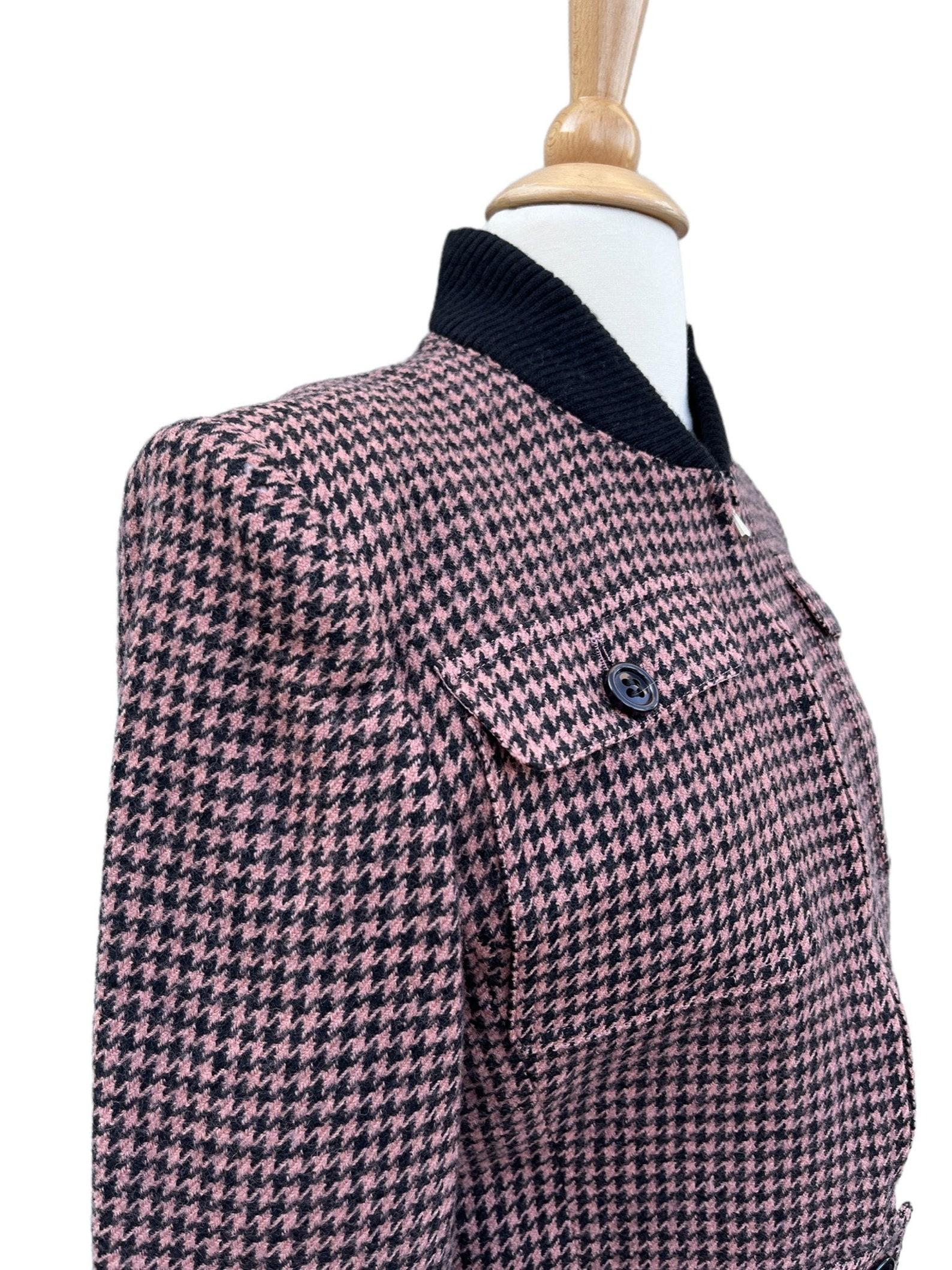 Guy Laroche Houndstooth Jacket, Circa 1980s For Sale 5