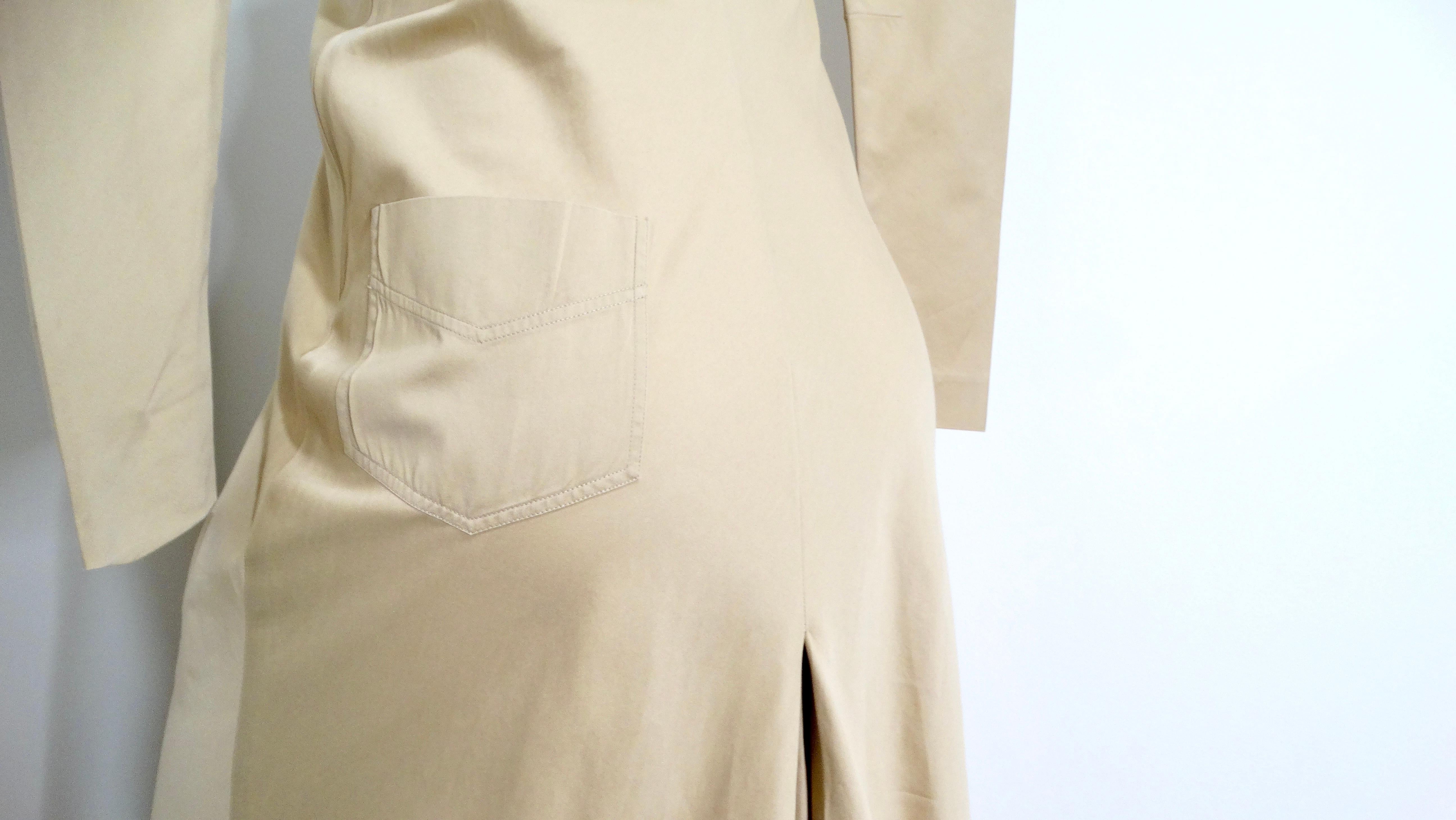 Guy Laroche Khaki Long-Sleeve Maxi Dress With Red Trim and Open Back For Sale 3