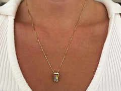 Guy Laroche Pendentif jonc arc-en-ciel en or jaune 18 carats et multi-pierres