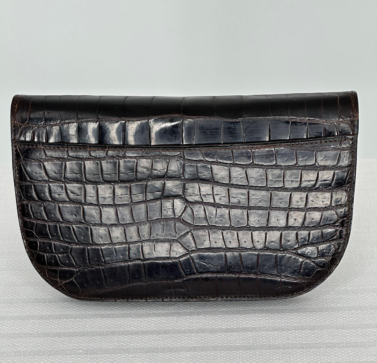 Bolso de hombro Guy Laroche Paris Cocodrilo glaseado marrón chocolate Herrajes dorados Negro en venta