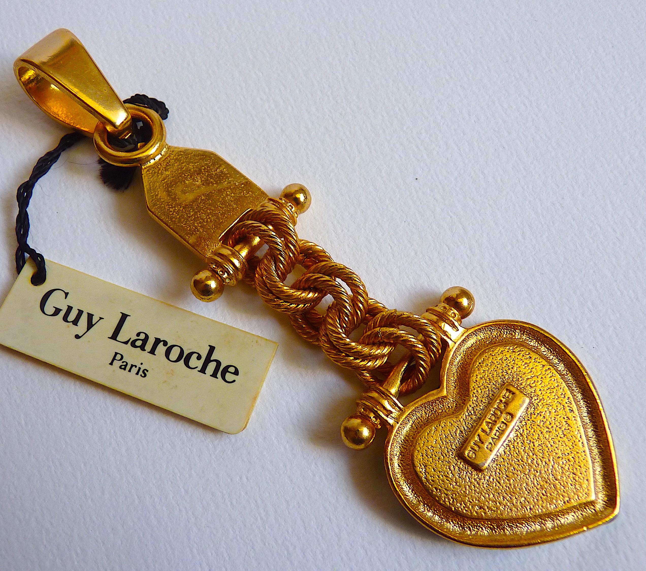 GUY LAROCHE PARIS Enameled Heart Necklace Pendant from 1980s For Sale 1