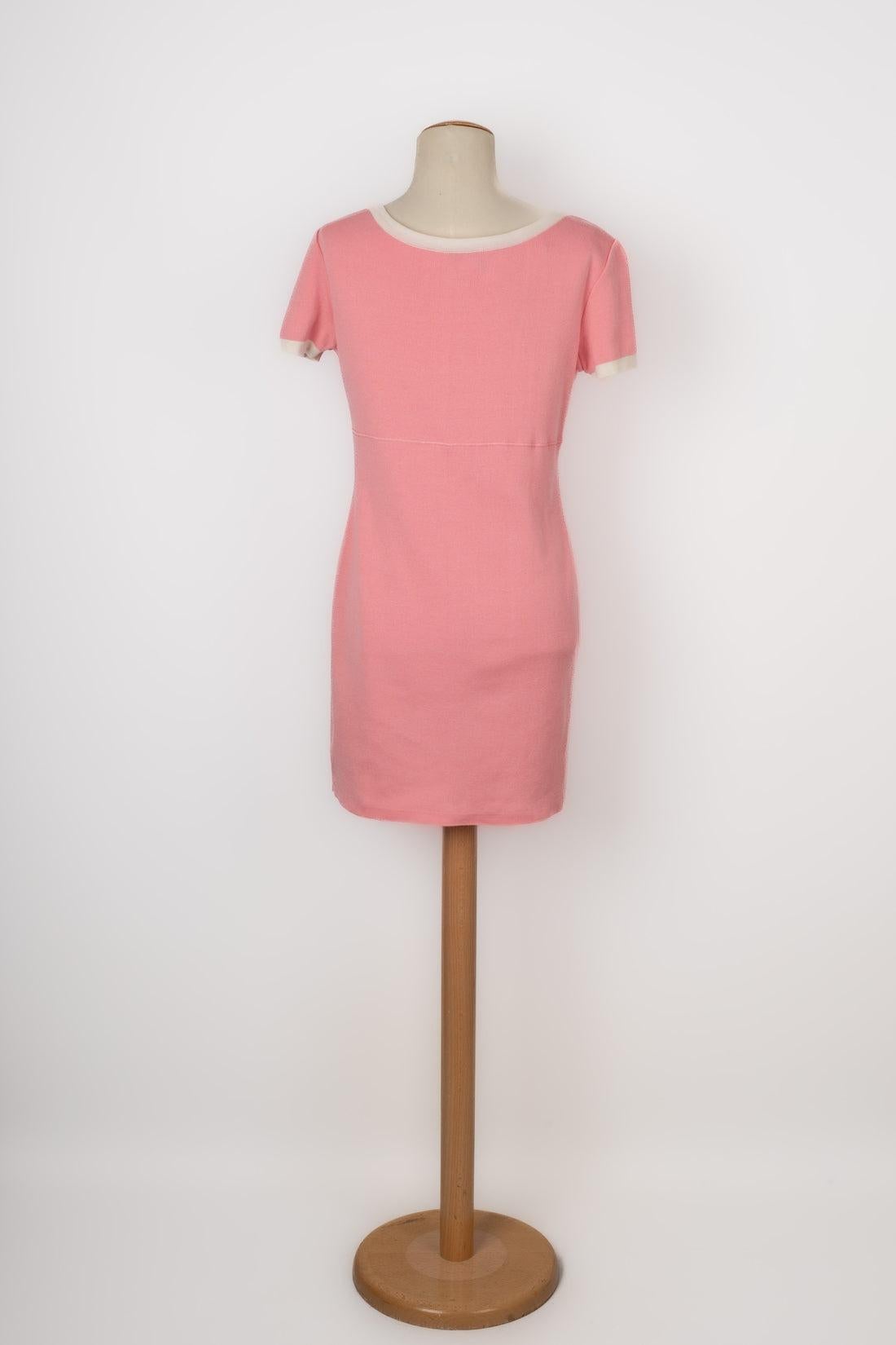 Guy Laroche Pink and White Cotton Dress In Excellent Condition For Sale In SAINT-OUEN-SUR-SEINE, FR
