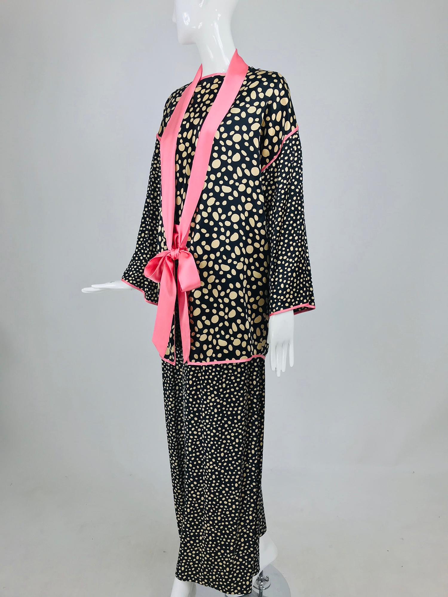 Guy Laroche Silk Evening Pajama set in Cream and Black Dots Pink Trim 1990s For Sale 8