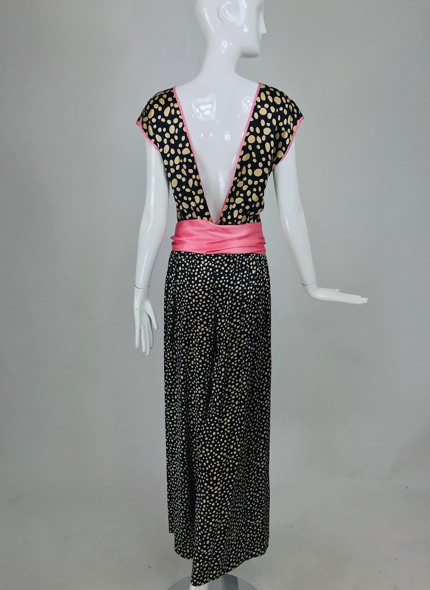Guy Laroche Silk Evening Pajama set in Cream and Black Dots Pink Trim 1990s For Sale 2