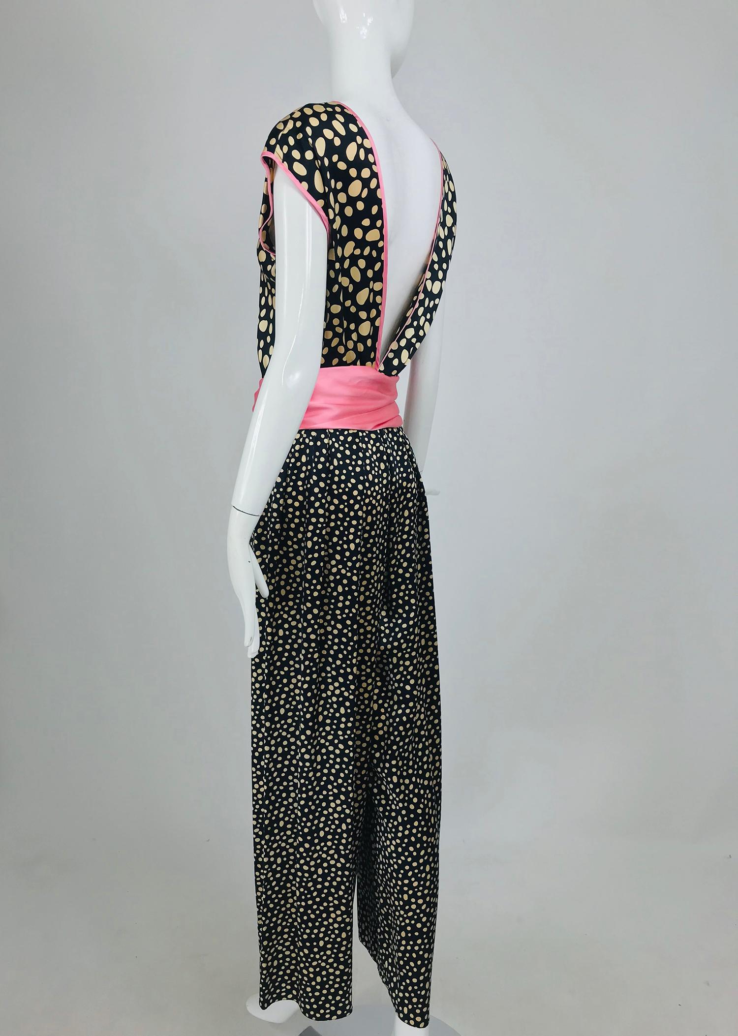 Guy Laroche Silk Evening Pajama set in Cream and Black Dots Pink Trim 1990s For Sale 4