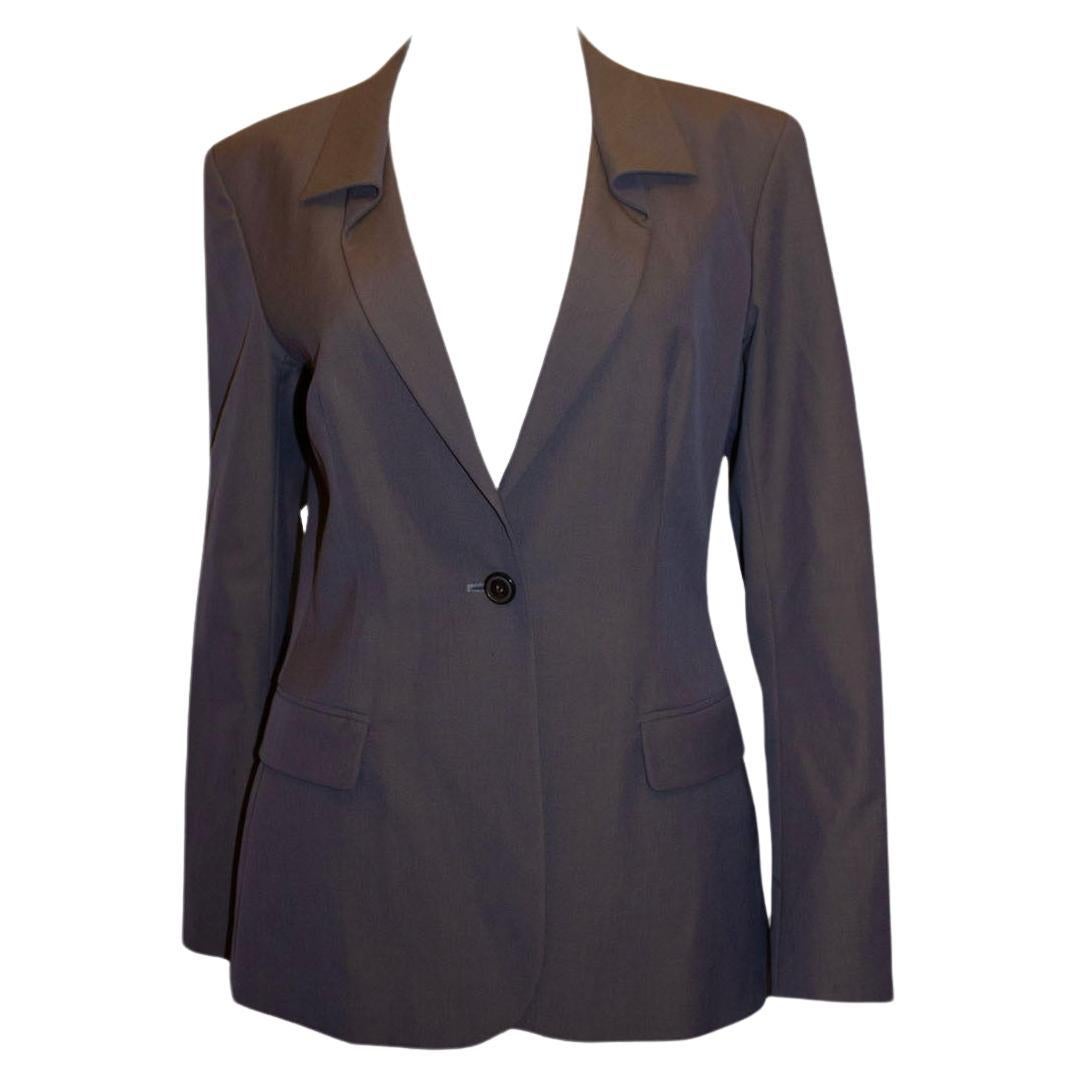 Guy Laroche Soft Grey Wool Blazer with interesting collar. For Sale