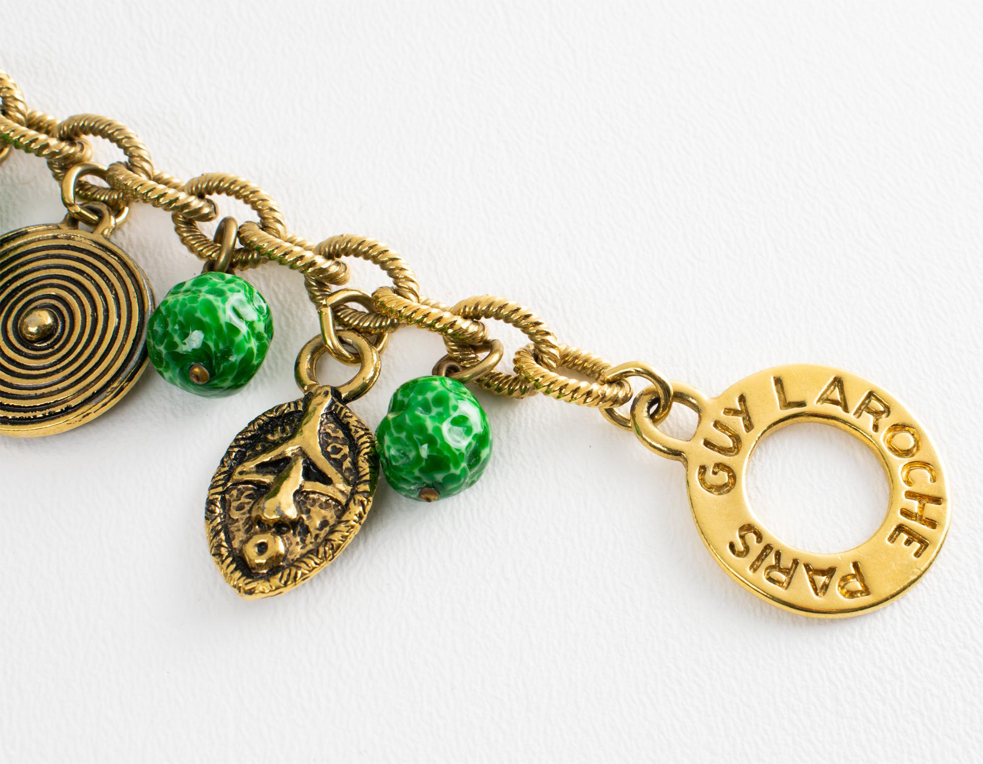 Guy Laroche Bracelet à maillons d'inspiration tribale avec breloques en céramique en vente 1