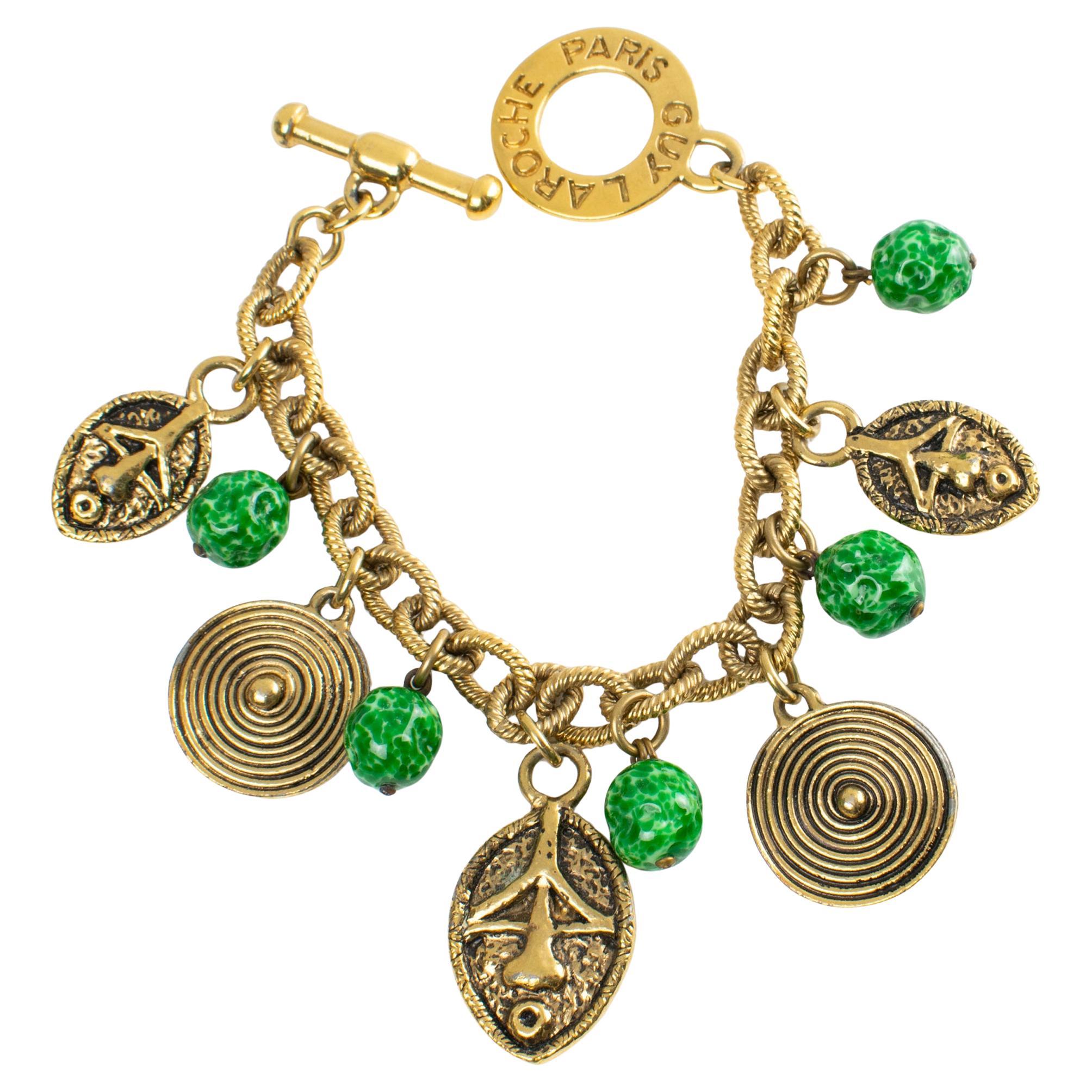 Guy Laroche Bracelet à maillons d
inspiration tribale avec breloques en céramique en vente