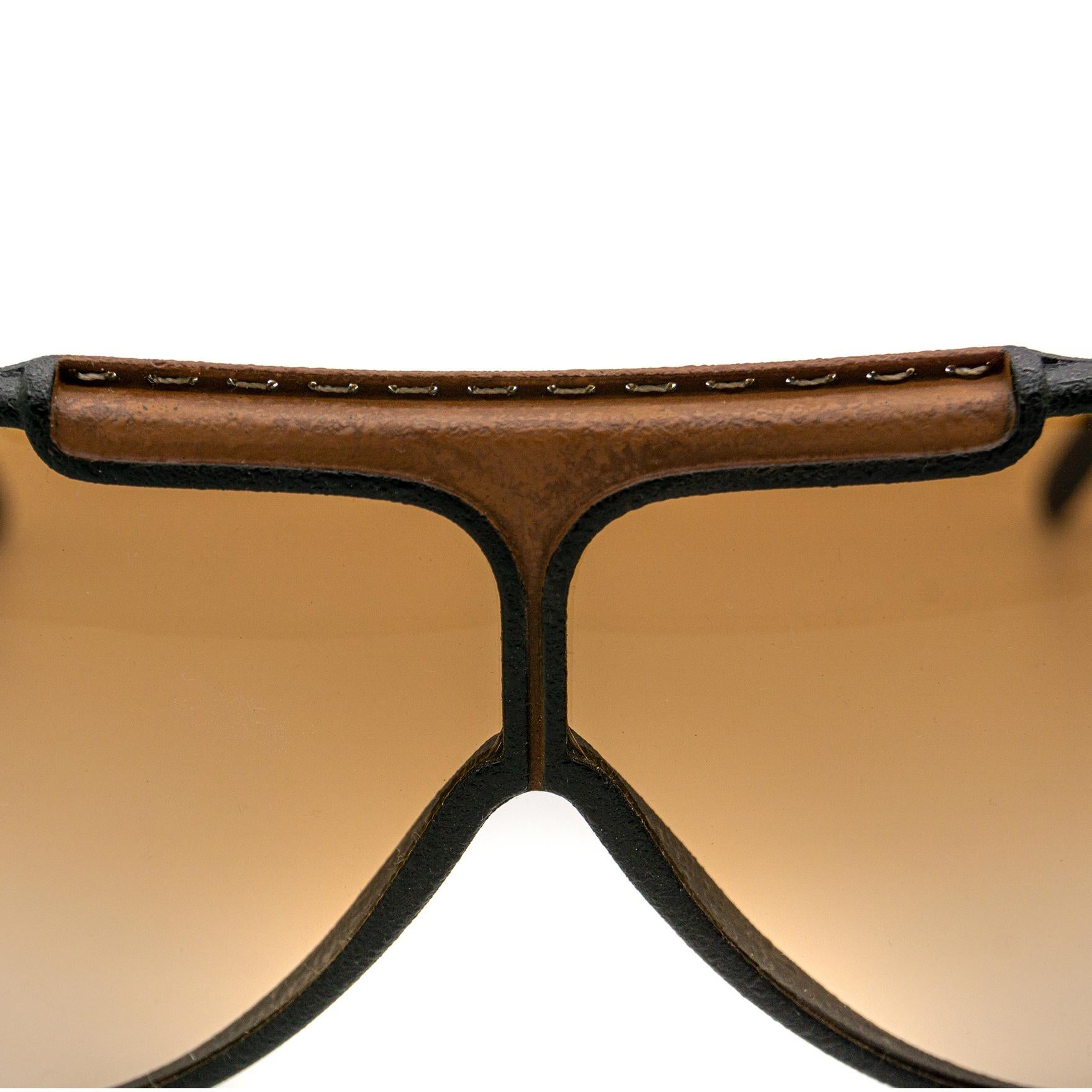 Guy Laroche vintage aviator sunglasses, made in France In New Condition In Santa Clarita, CA