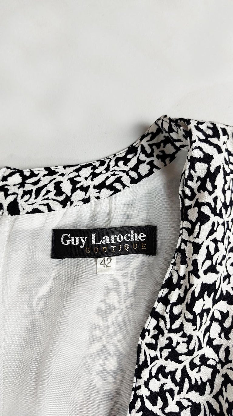 Guy Laroche Vintage Black & White Gold Buckle Long Sleeve Evening Dress, 1980s For Sale 4