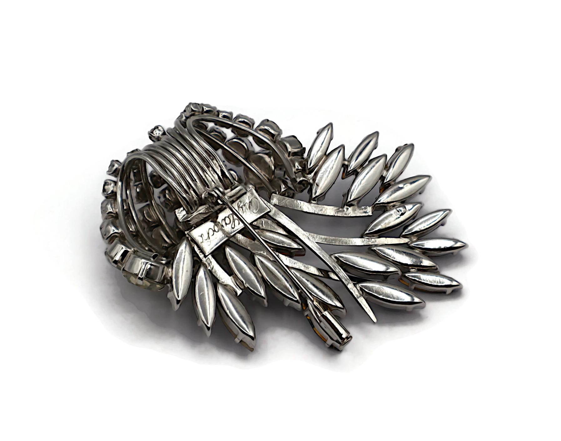 GUY LAROCHE Vintage Jewelled Brooch For Sale 7