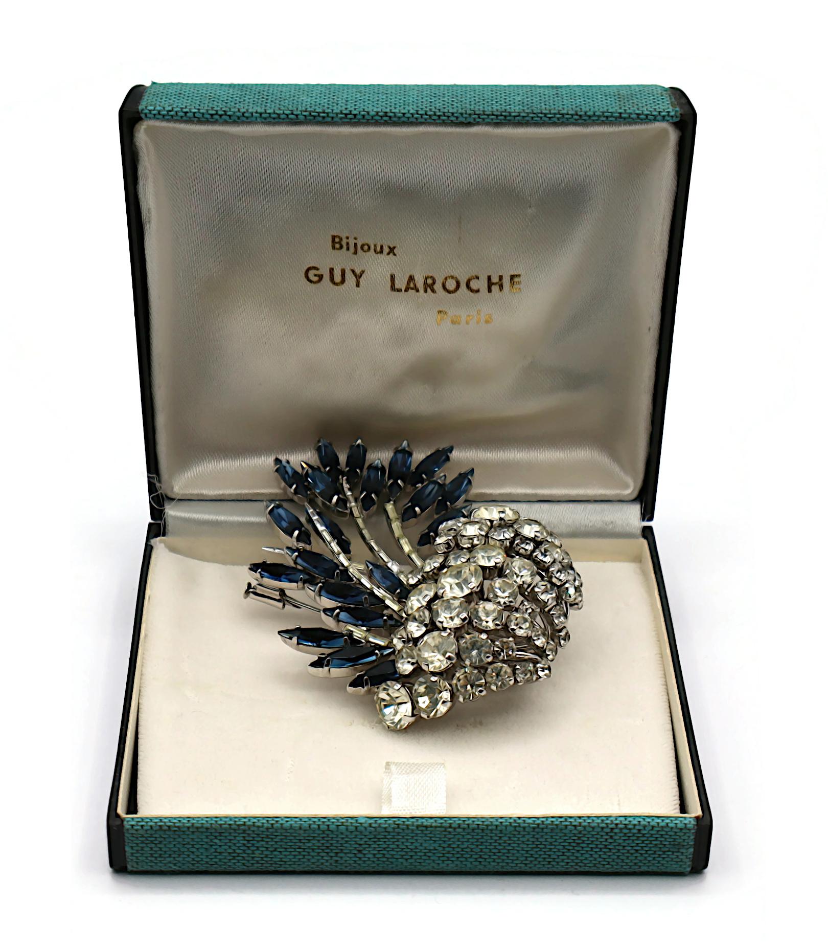 GUY LAROCHE Vintage Jewelled Brooch In Good Condition For Sale In Nice, FR