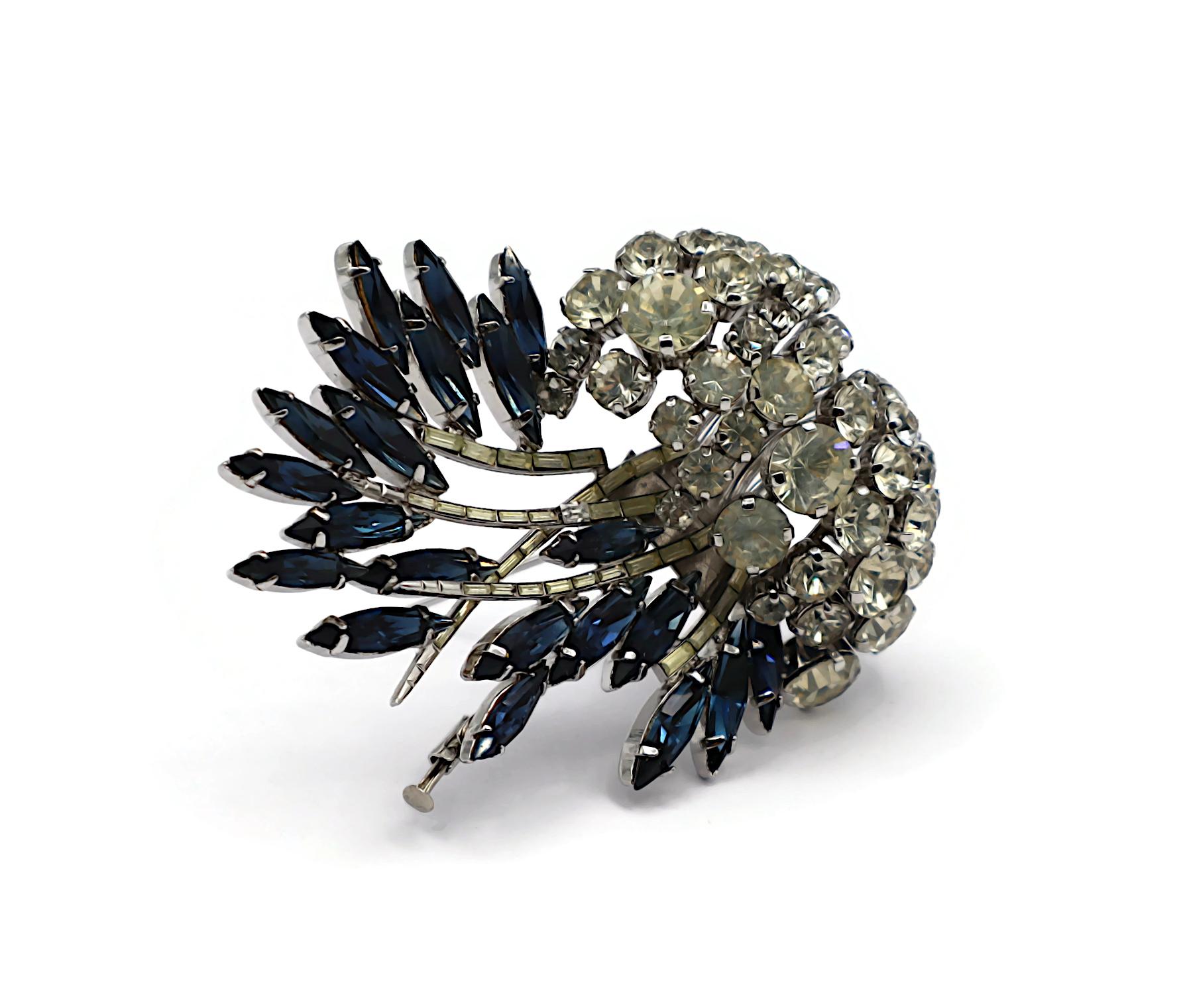 GUY LAROCHE Vintage Jewelled Brooch For Sale 1