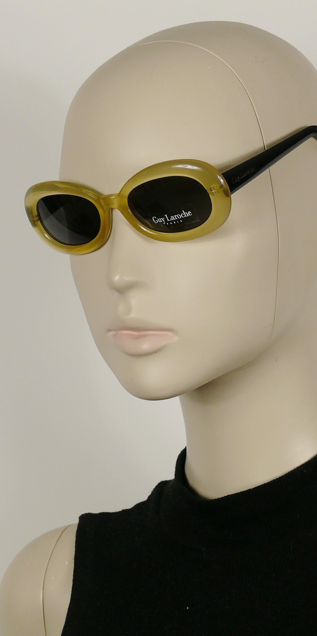 Guy Laroche Vintage Joyce Bicolour Sunglasses In Excellent Condition In Nice, FR