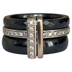 Guy Laroche white 18 kt gold/ceramic diamond ring