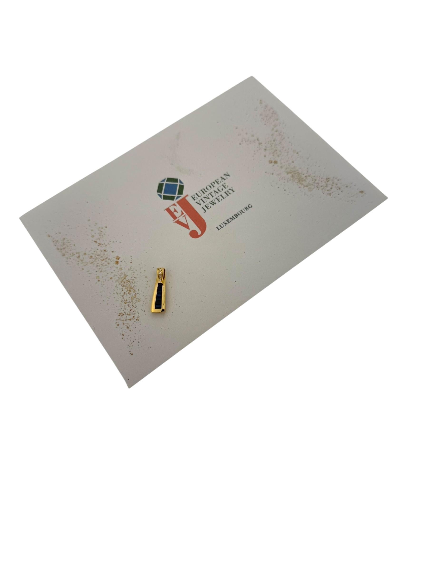 Guy Laroche Yellow Gold Pendant with Diamonds and Sapphires Moderno en venta
