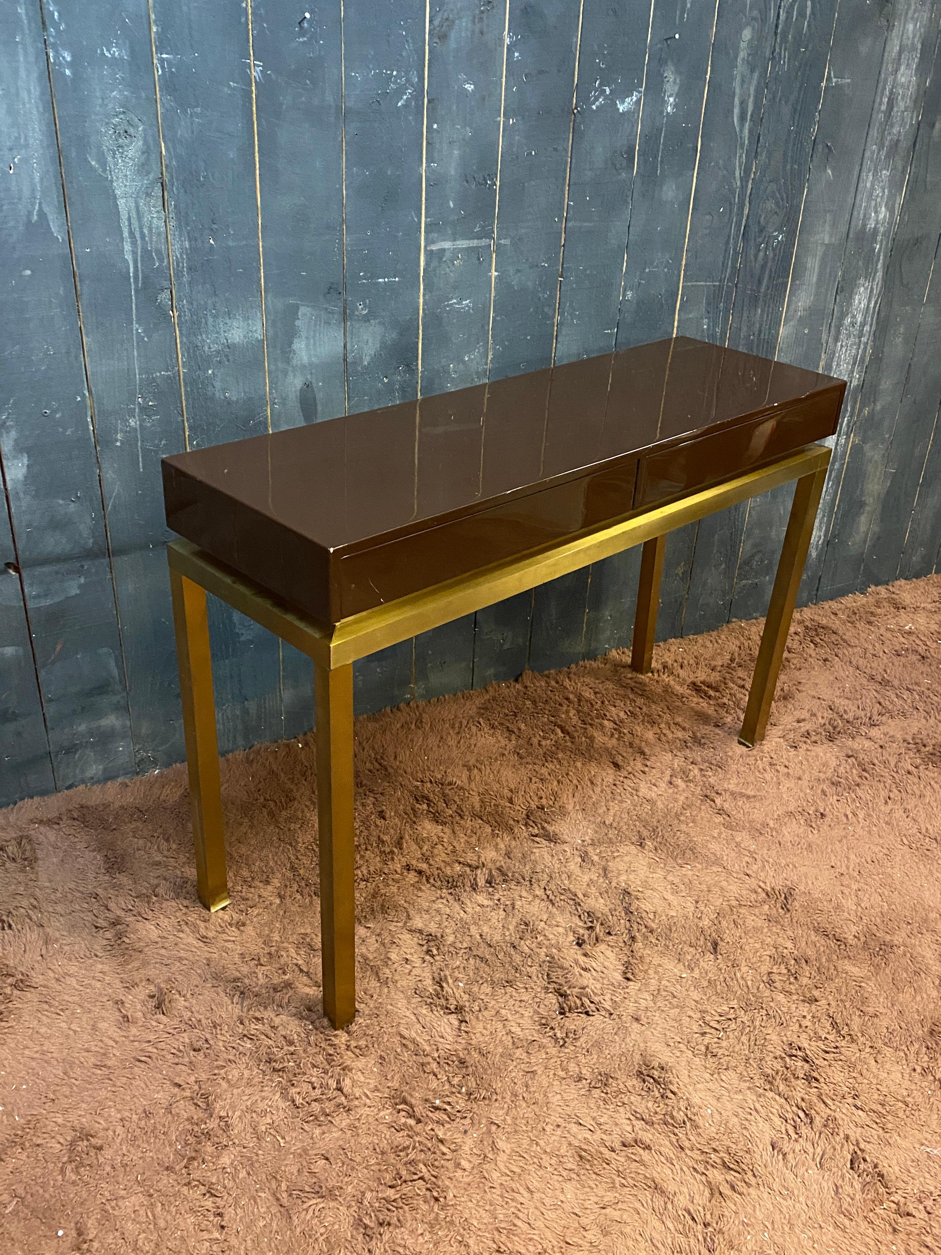 Guy Lefevre, elegant console in lacquered wood and brass, circa 1970 For Sale 6
