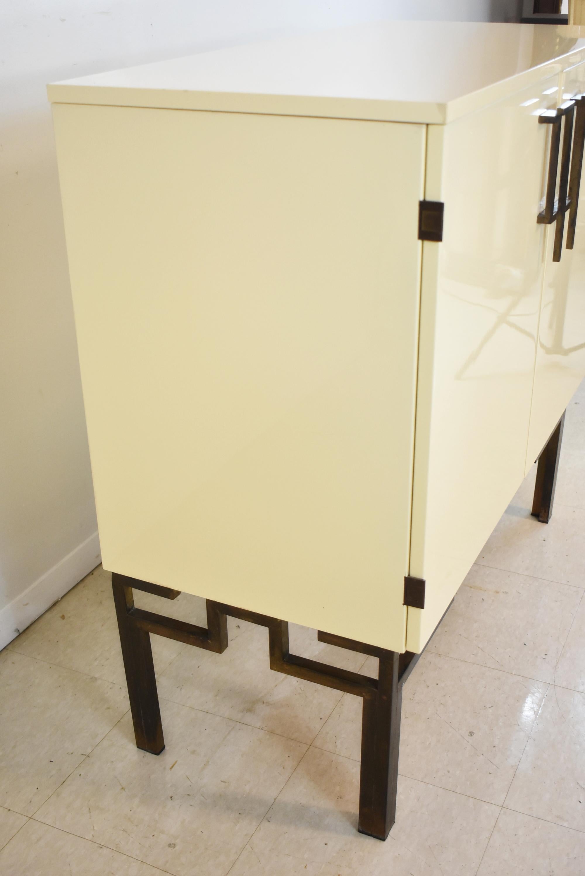 Guy Lefevre for Maison Jansen Lacquer Bar Cabinet In Good Condition For Sale In Toledo, OH