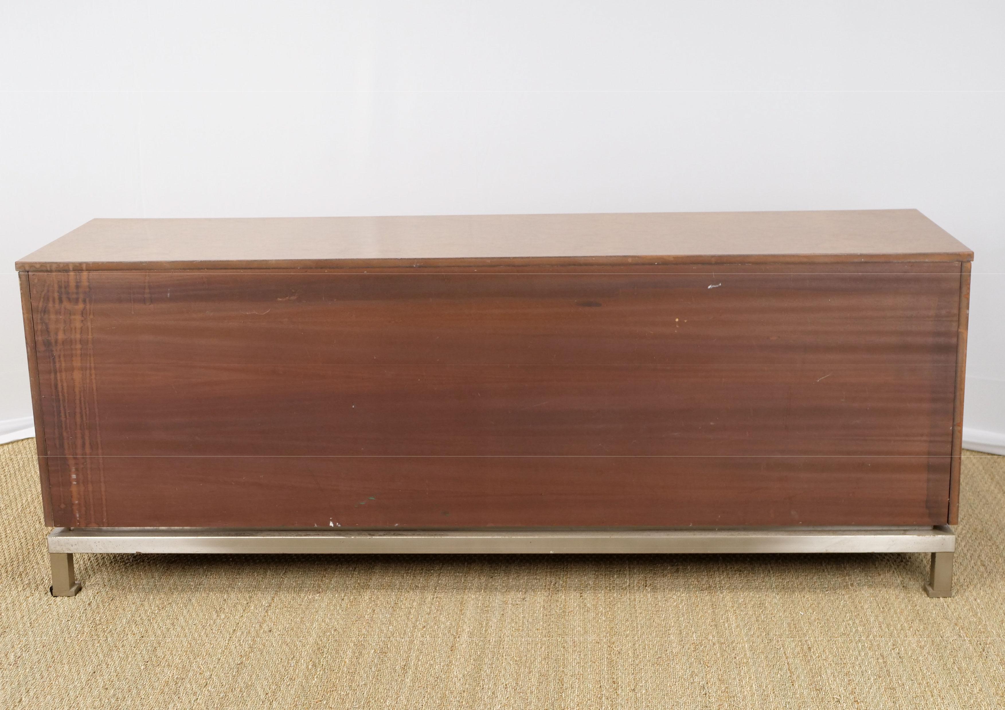 Late 20th Century Guy LEFEVRE for Maison Jansen, large sideboard in elm burl and brushed steel For Sale